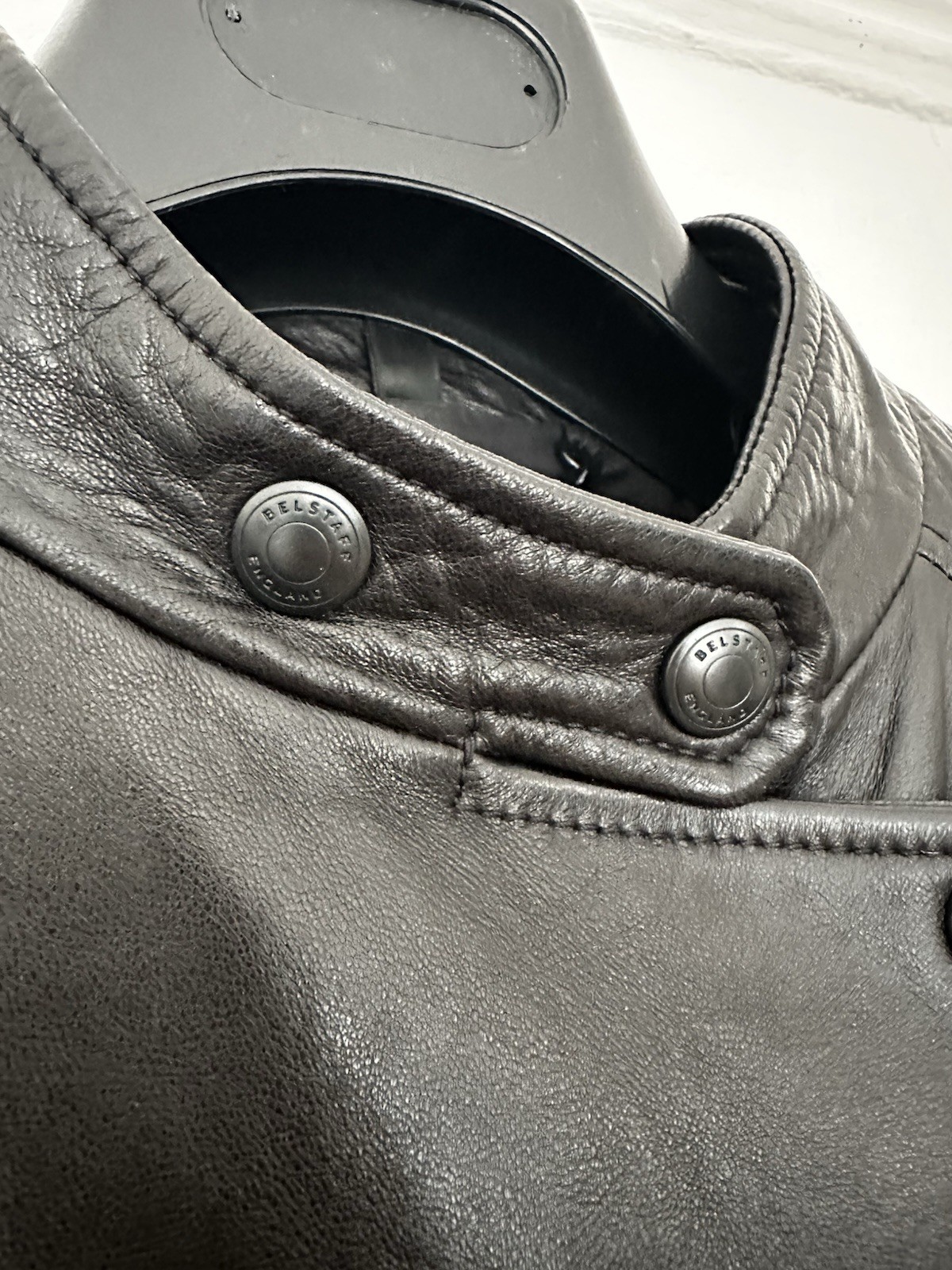 BELSTAFF BLACK LEATHER JACKET IT42 UK 10