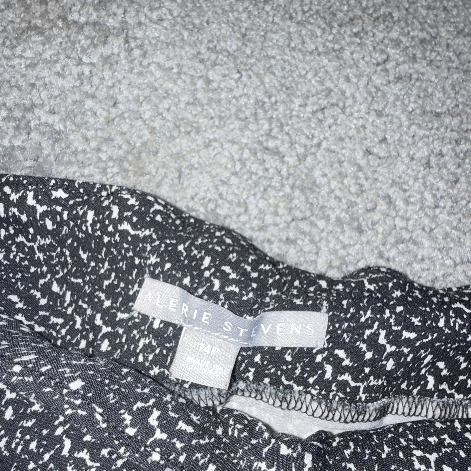 Valerie Stevens Women’s Petite 14P Black/White Speckled Ankle Leggings