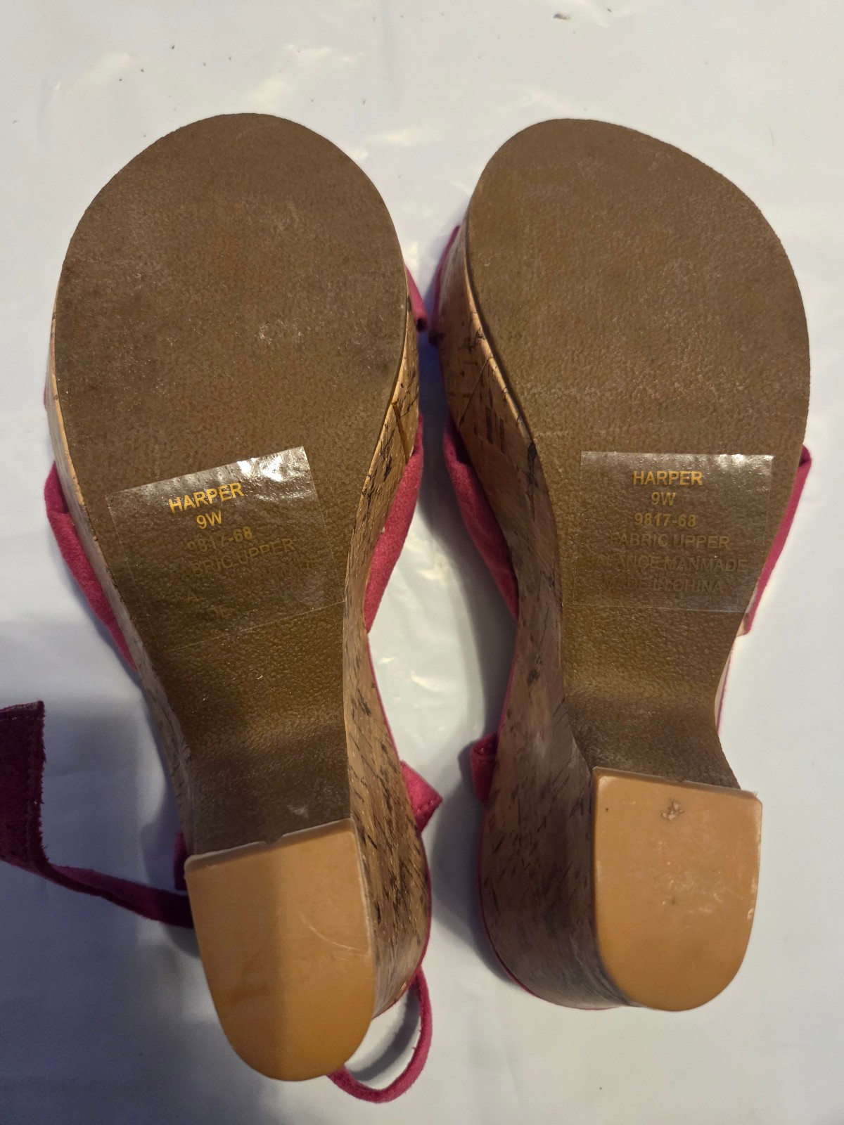 Harper Hot Pink Faux Suade type fabric cork platform chunk heel size 9W Used x1