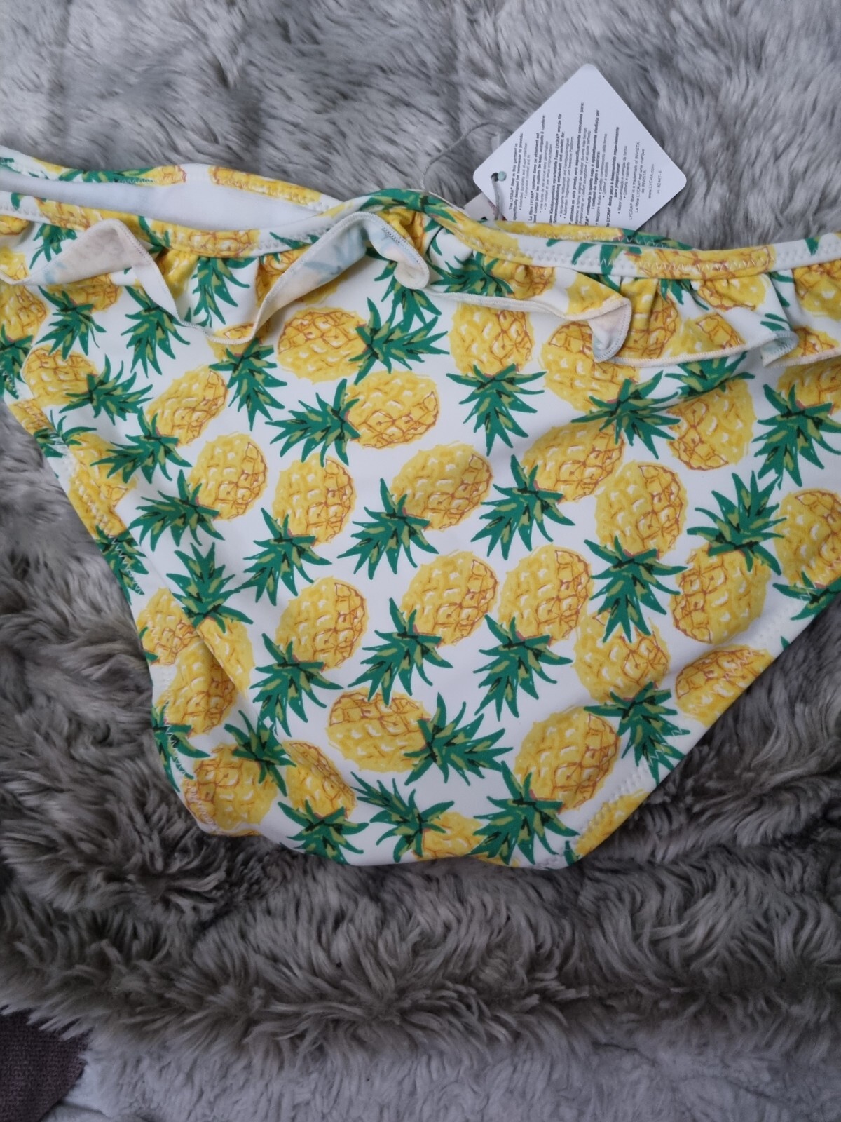 WOMENS ACCESSORIZE BIKINI 16 pineapples new