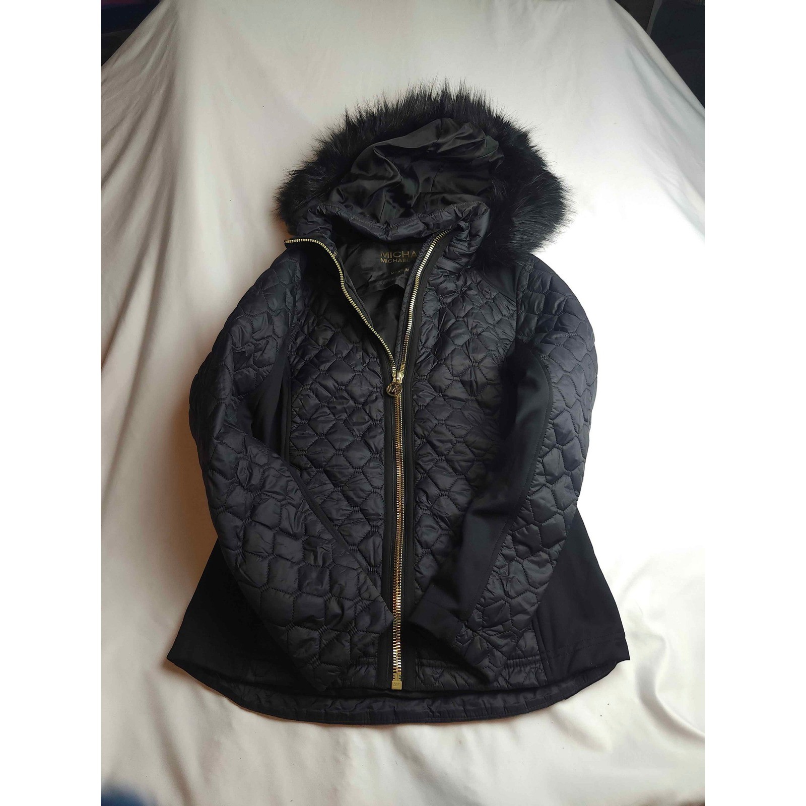 Michael Kors Black Quilted Faux Fur Trim Hooded Jacket Small Gold Hardware Women