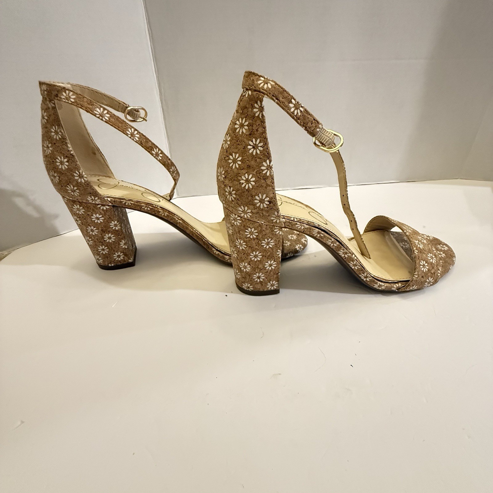 Jessica Simpson Daisy Ankle Strep Sandals We Oman’s Size 7.5 Used In Good Shape