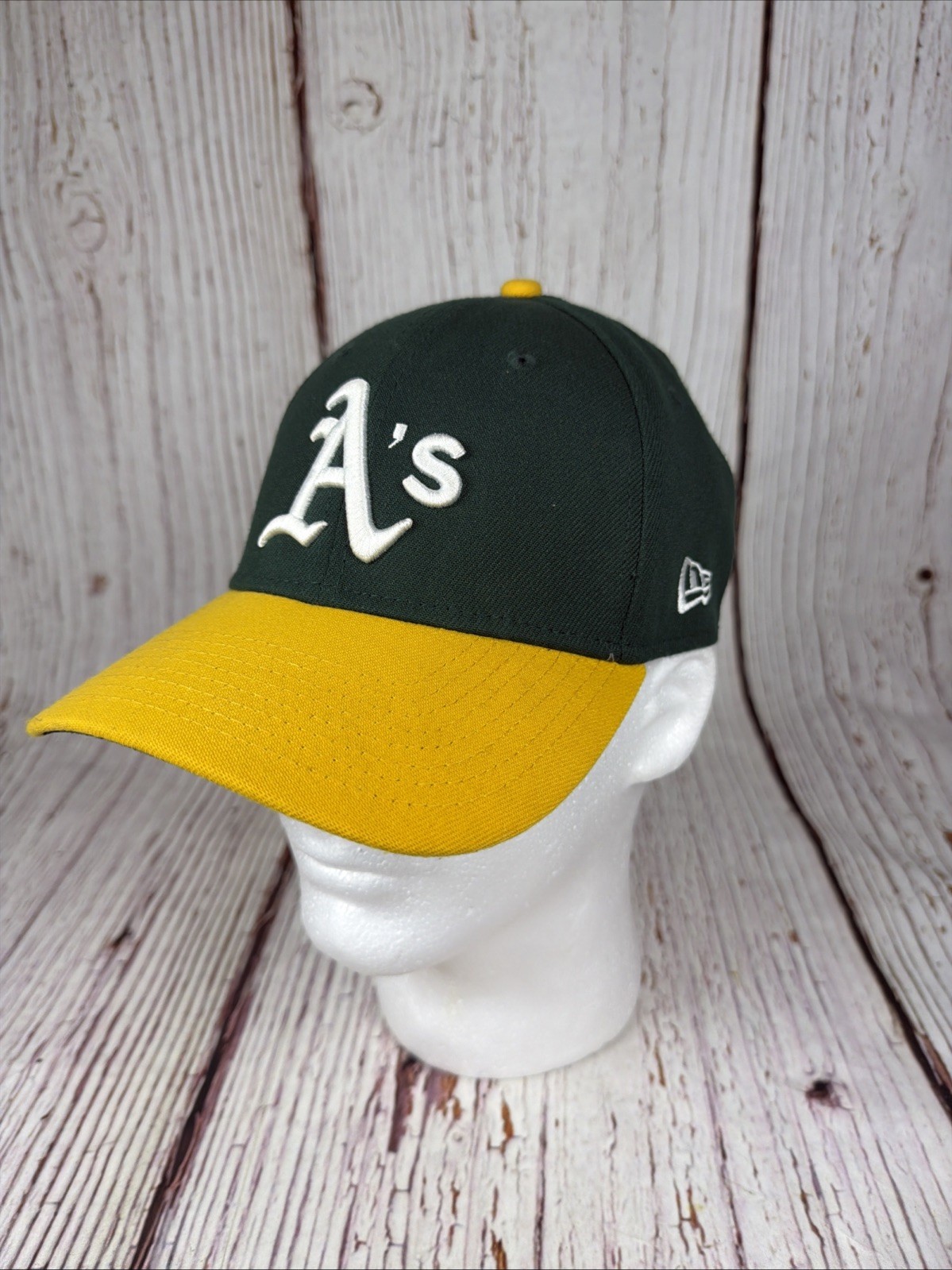 New Era Oakland Athletics The League Fitted Small/Medium 9Forty Caps Baseball