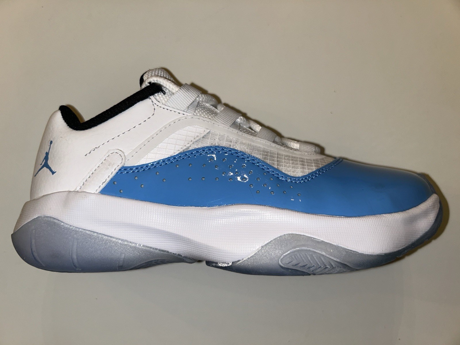 Air Jordan 11 CMFT Low GS UNC White/Blue CZ0907-114, Size 4.5Y