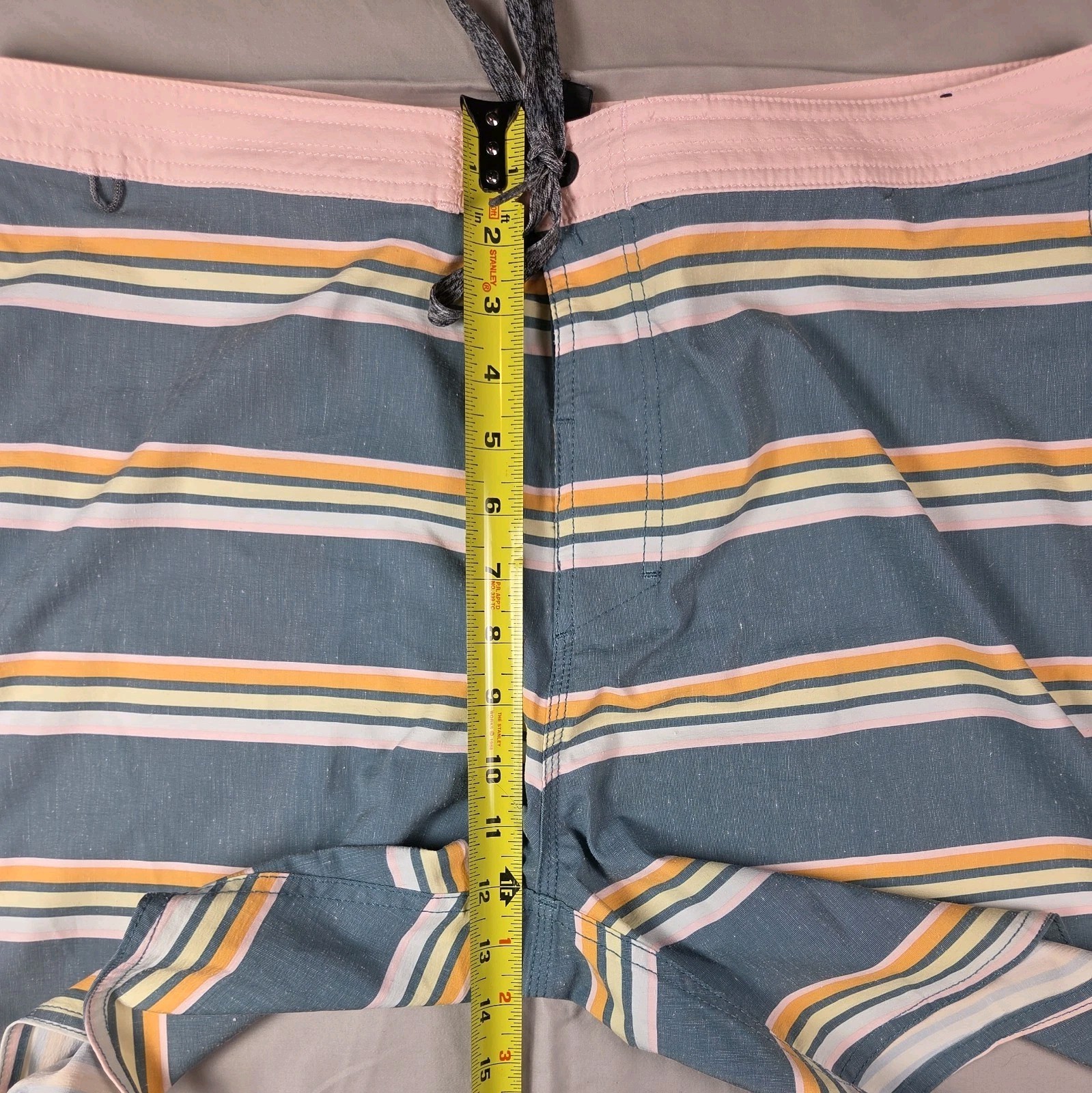 Roark Men’s Kasbah Chiller Boardshort Marine Blue Size 36