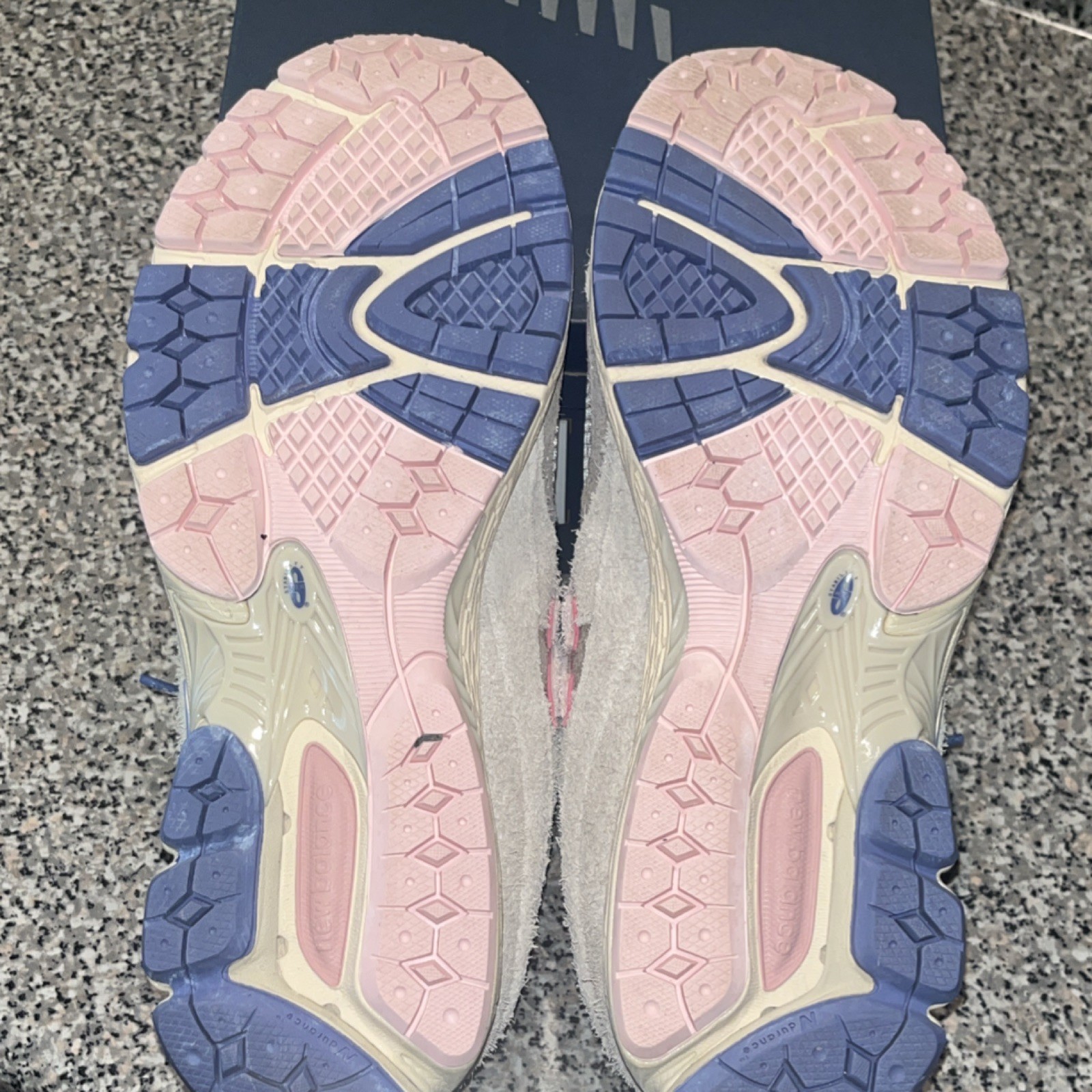 New Balance Hype DC 2002R Native Dynamics M2002RHE Suede Ivory Pink Blue Sneaker