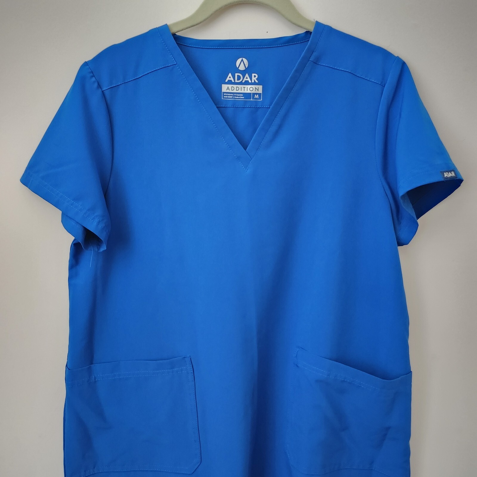 ADAR Addition Medical V-Neck 2 Front Pockets Blue Top M