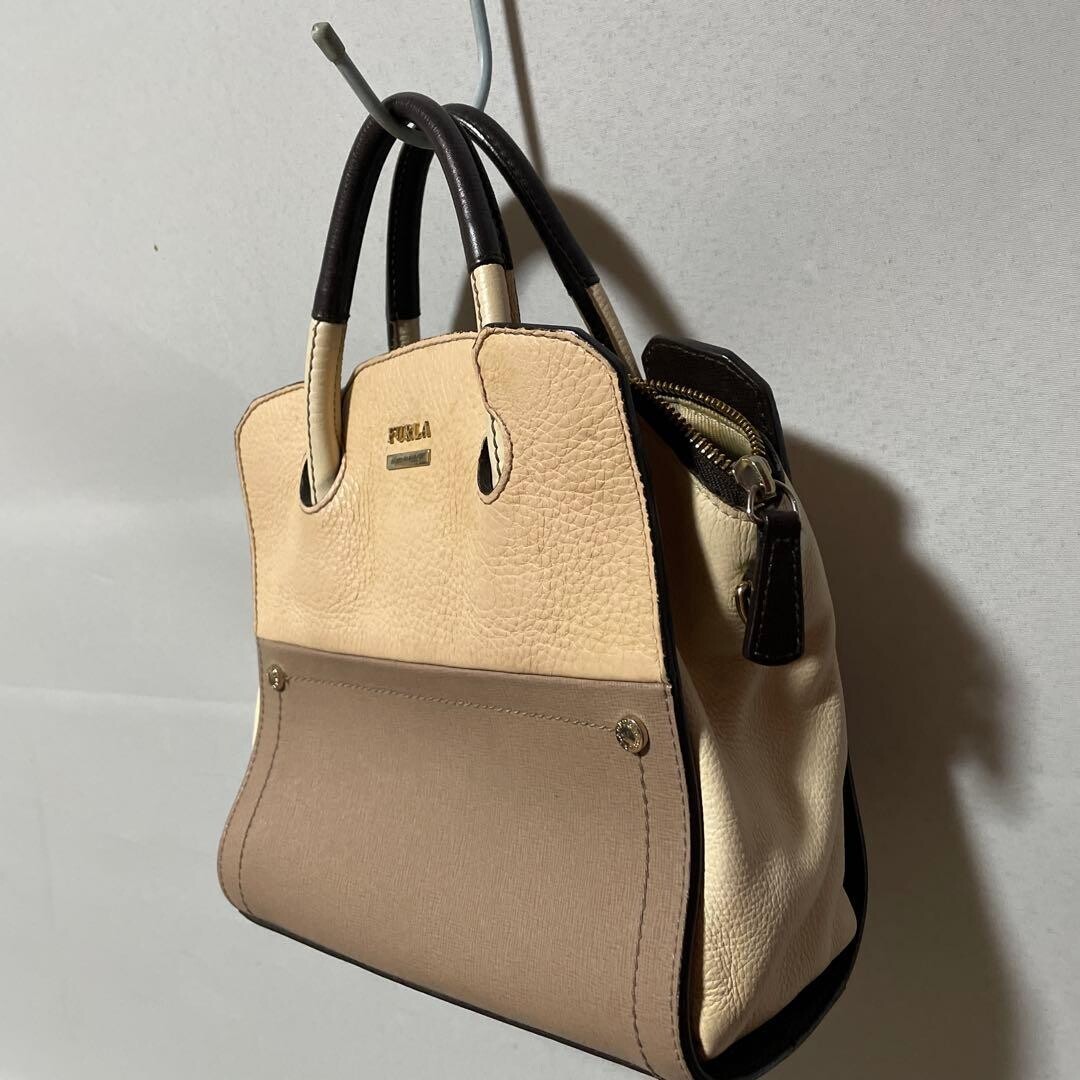 Furla Beige Leather Tote Bag Detachable Shoulder Strap Gold Hardware 22cm 8.66in