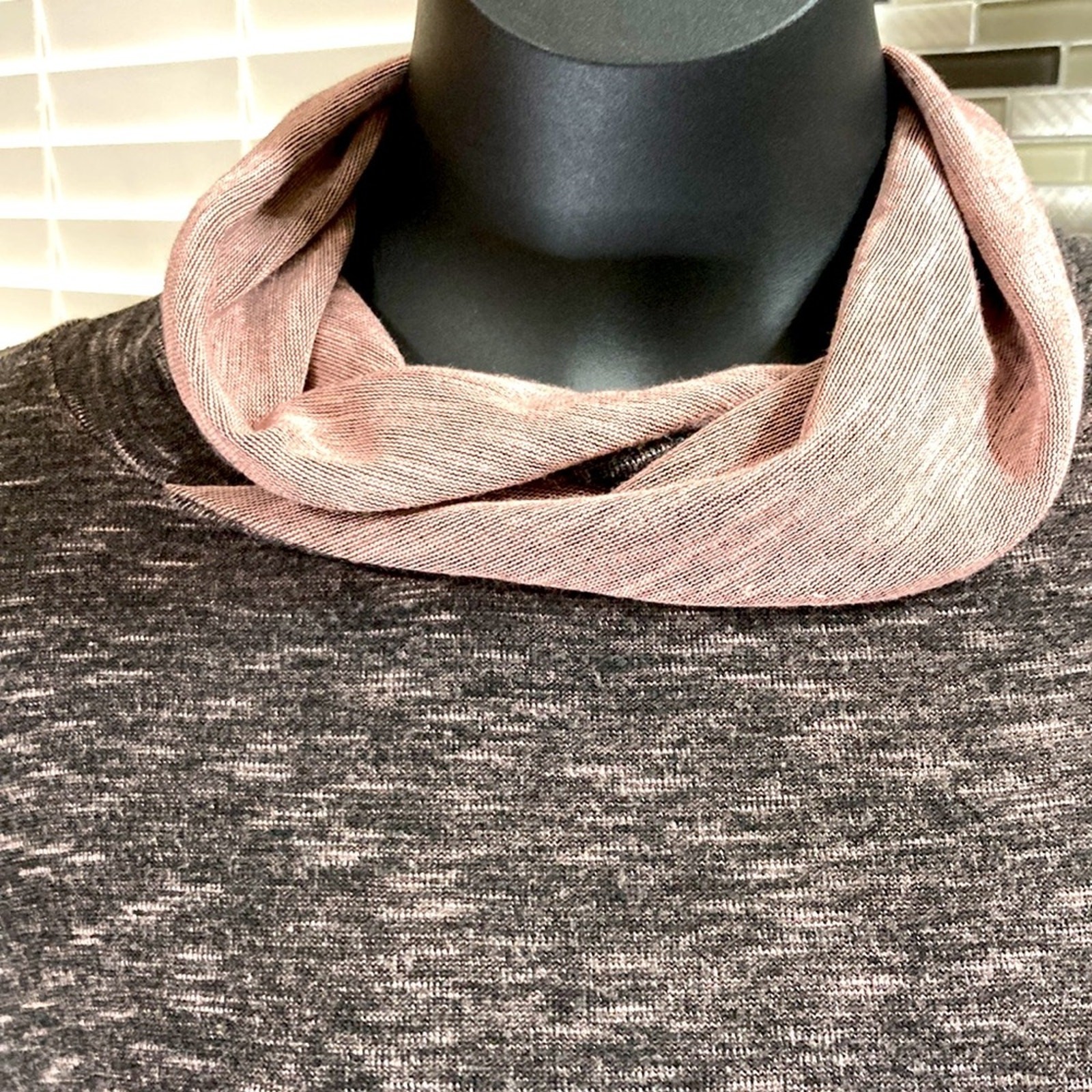 Lime n Chili long sleeve cowl neck tunic. Grey and pink merle. Size small