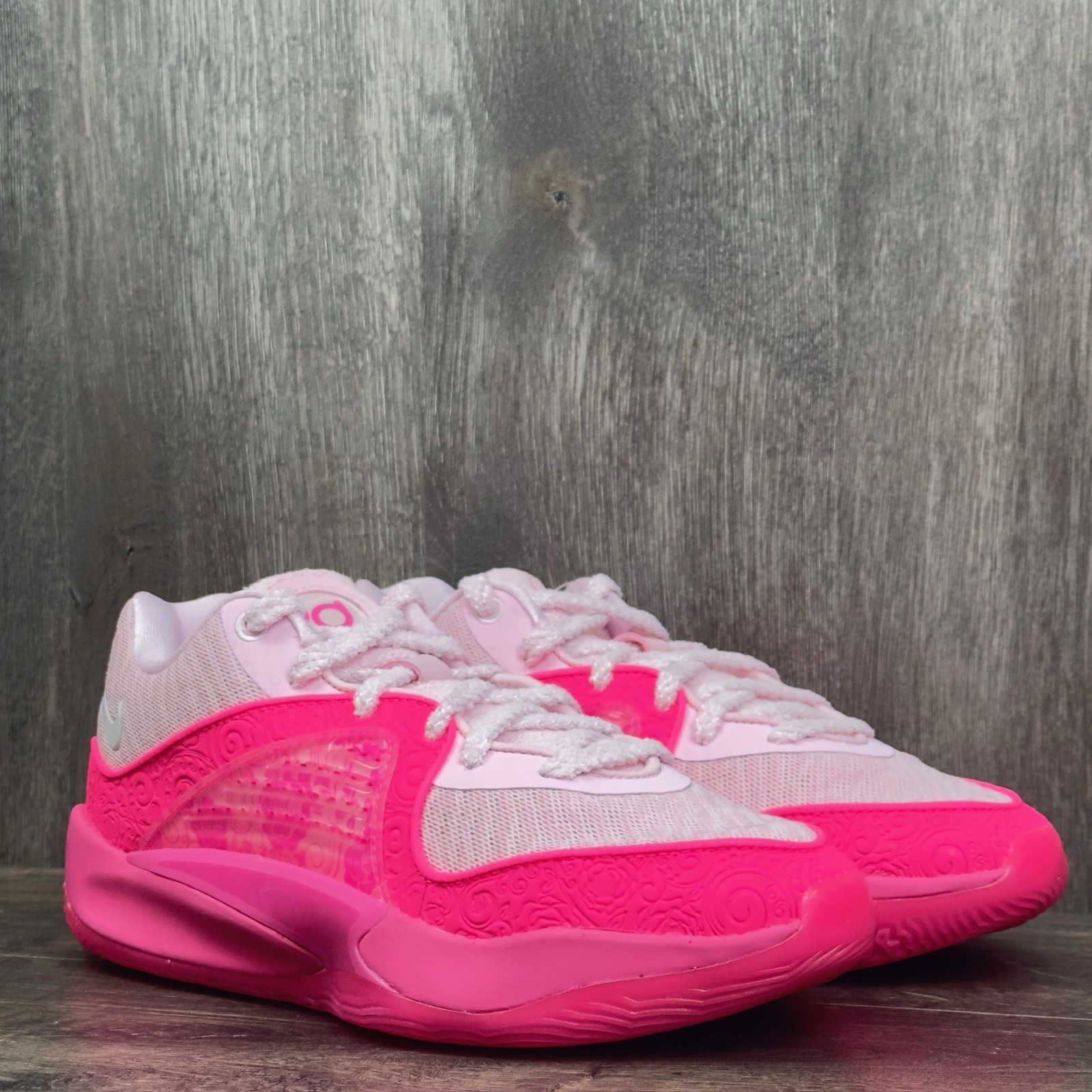 Nike Men’s KD 16 Aunt Pearl Basketball Shoes Sz 7 ( Women’s SIze 8.5) FN4929-600