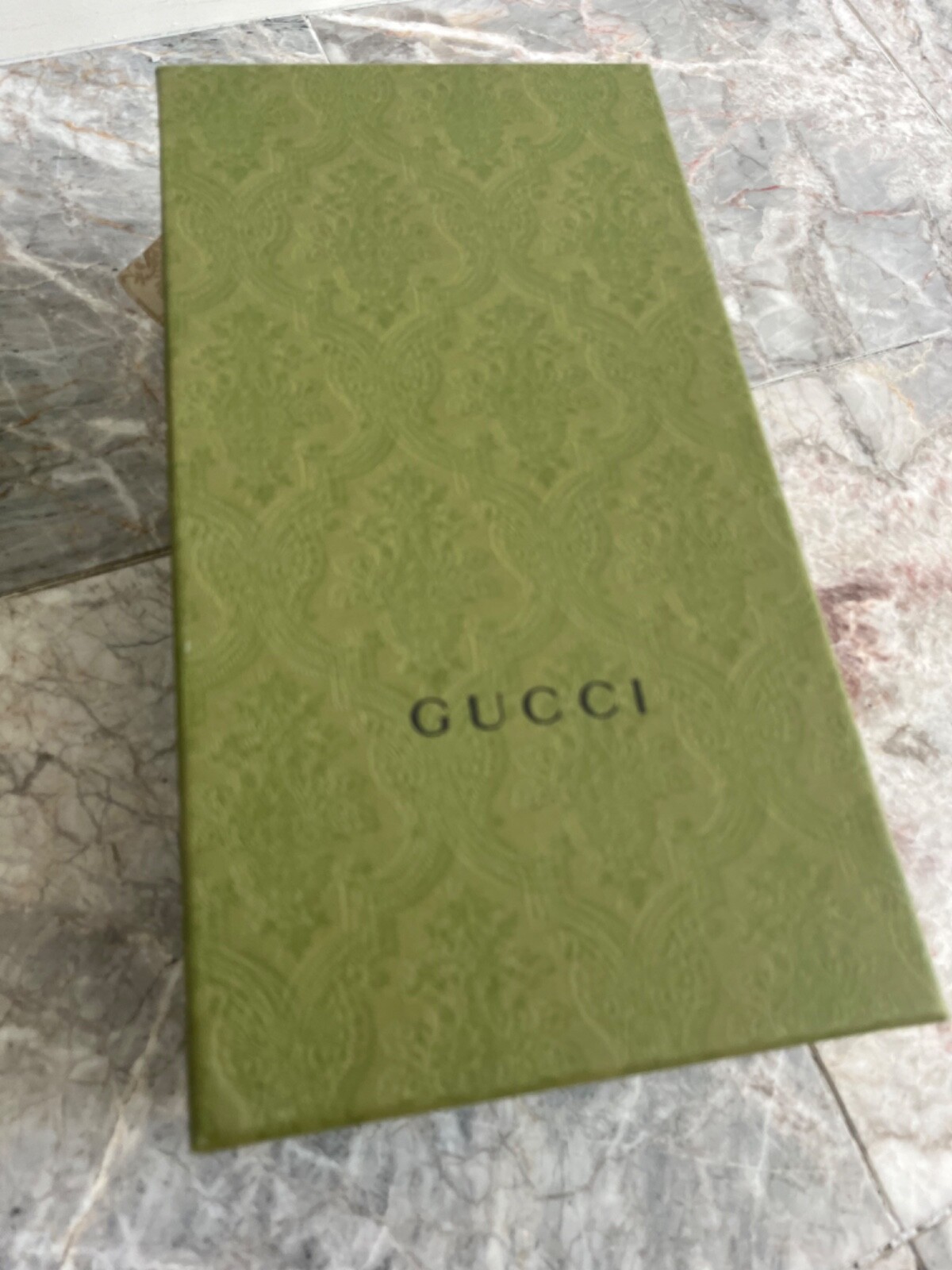 NIB GUCCI Matelasse Leather Kitten heeled Slingback 7.5
