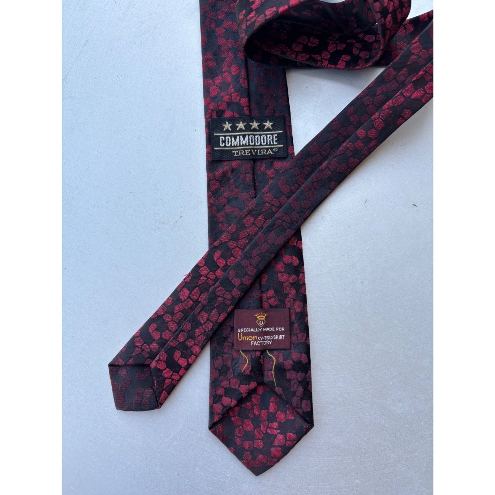 Vintage Commodore Trevira Burgundy Black Geometric Mosaic Necktie 3in Width