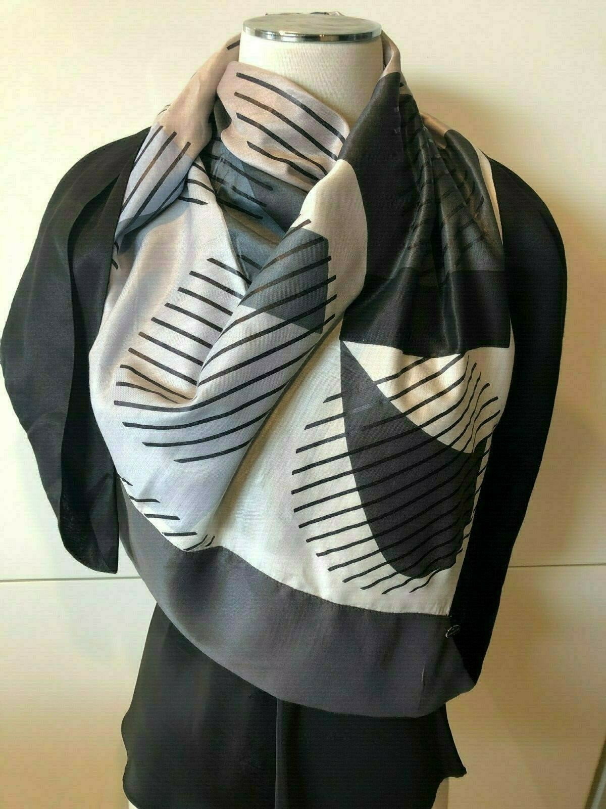 MIMCO Viscose/Silk Black,White & Charcoal Striped Print Large SCARF 110cmx110cm
