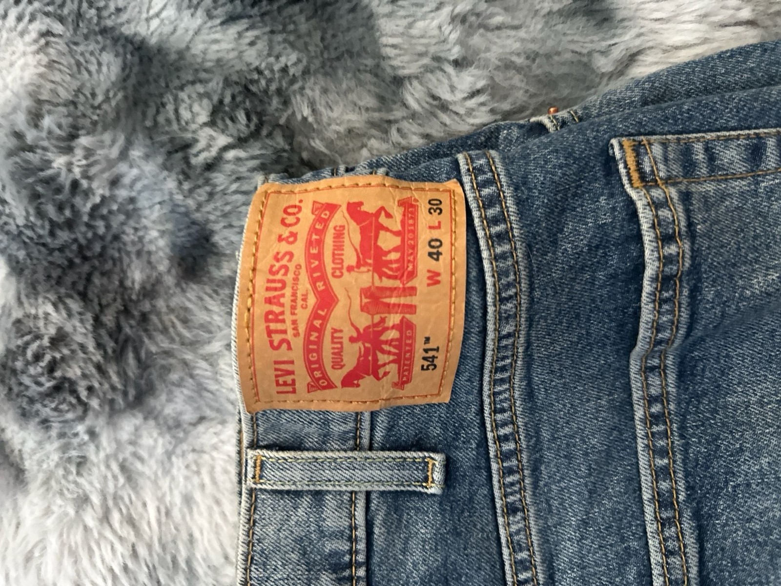 Levi’s 541 Athletic Taper Jeans W40 L30
