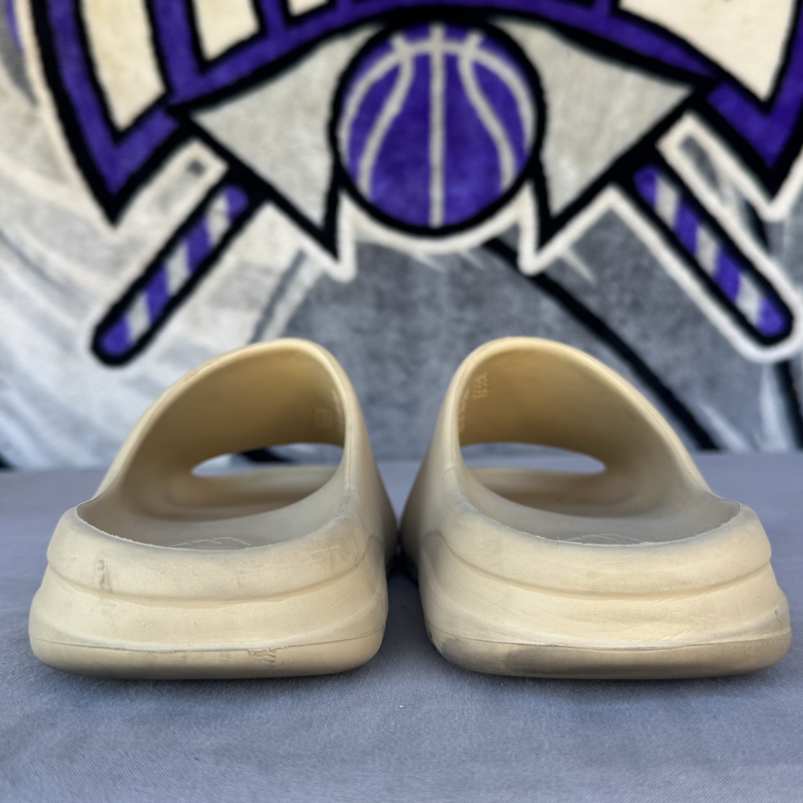 Size 10 – Adidas Yeezy Slide Bone Rubber Open Toe Sandals US Men’s FZ5897
