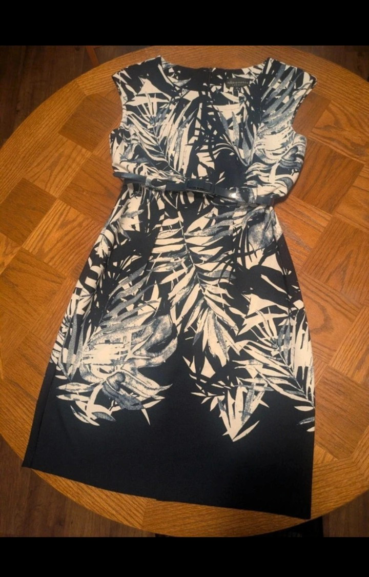 Connected Apparel Petites 4P Black/White Floral Sleeveless Belted Jumpsuit