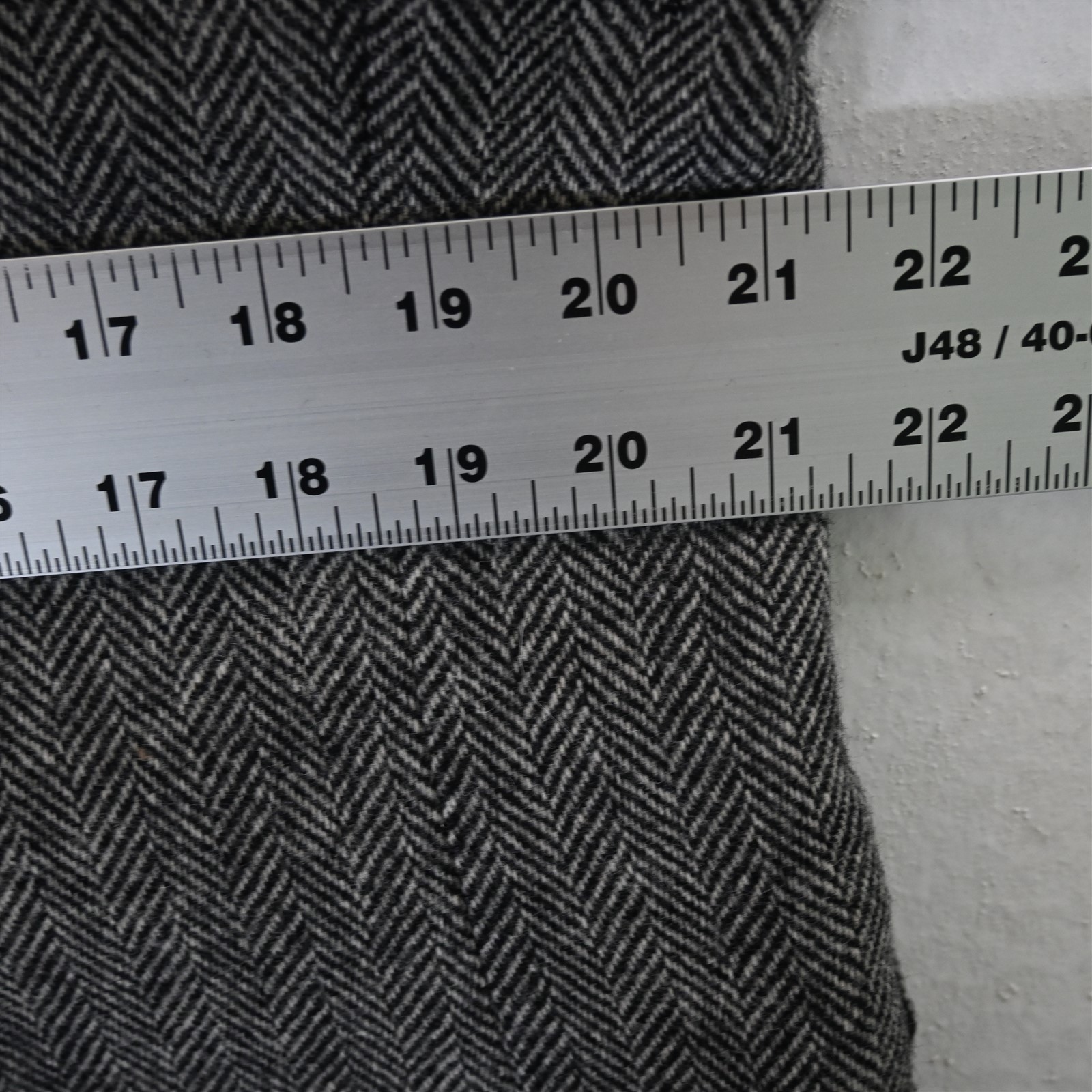 Deansgate 42R Gray Herringbone Tweed Wool Mens Blazer Suit Jacket Sport Coat