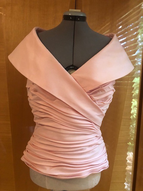 Tadashi Soft Pink Elegant Top Size 8 Wedding/Event Sleeveless with arm cover