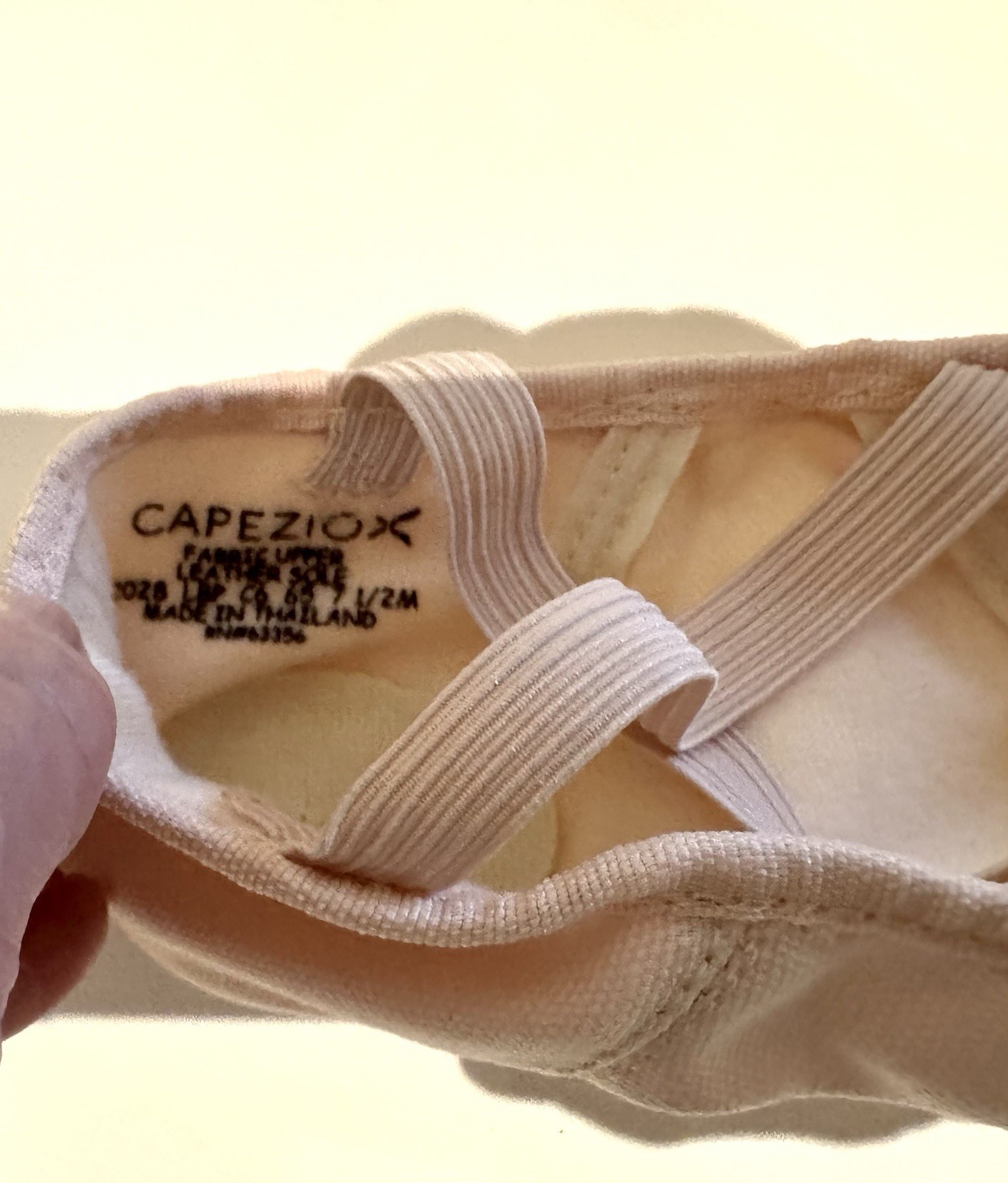 New. CAPEZIO WOMEN CANVAS JULIET DANCE SHOE US 7.5 M 2028 BALLET SLIPPER