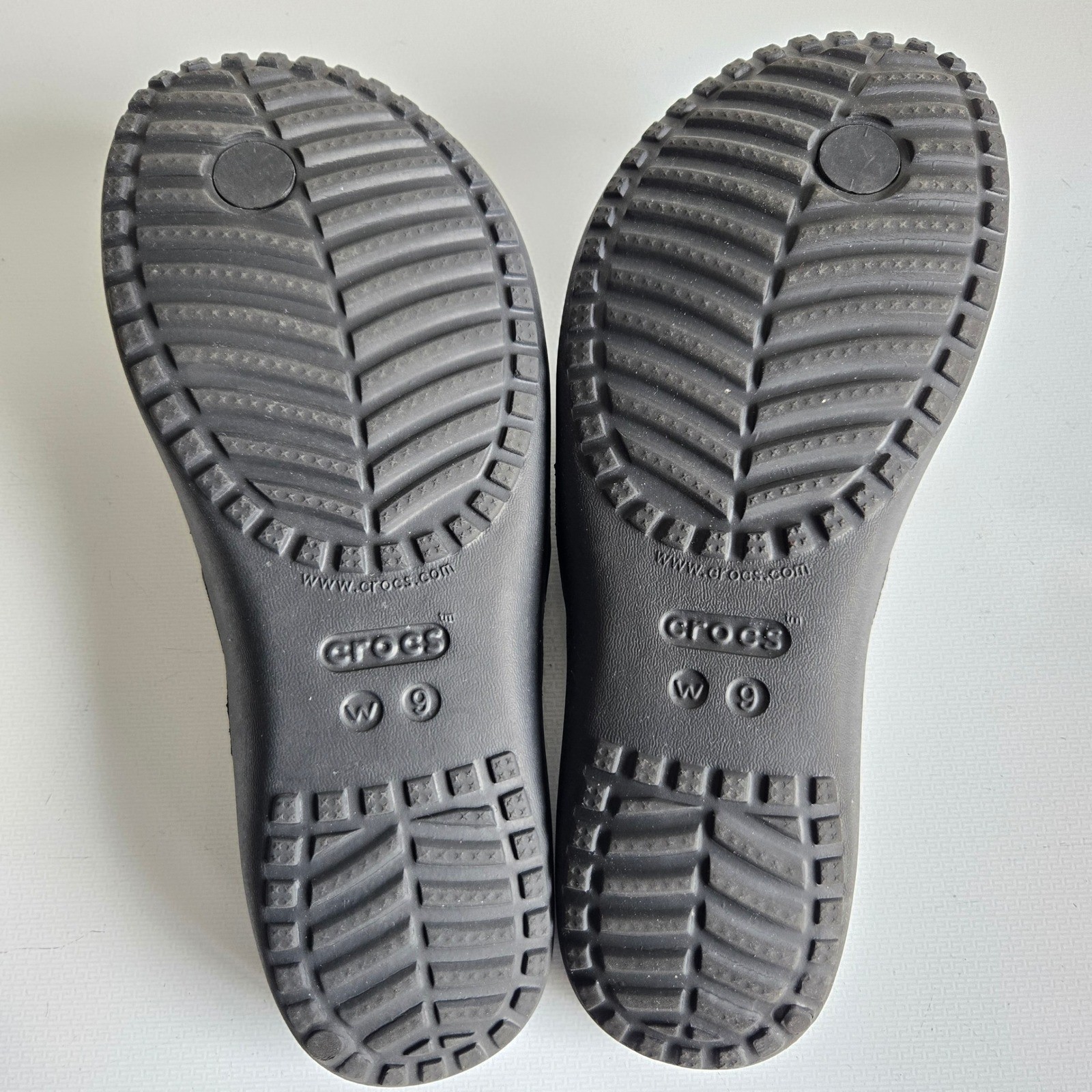 Crocs Kadee II Flip Flops Womens Black Thong Sandals 202492 Size 9