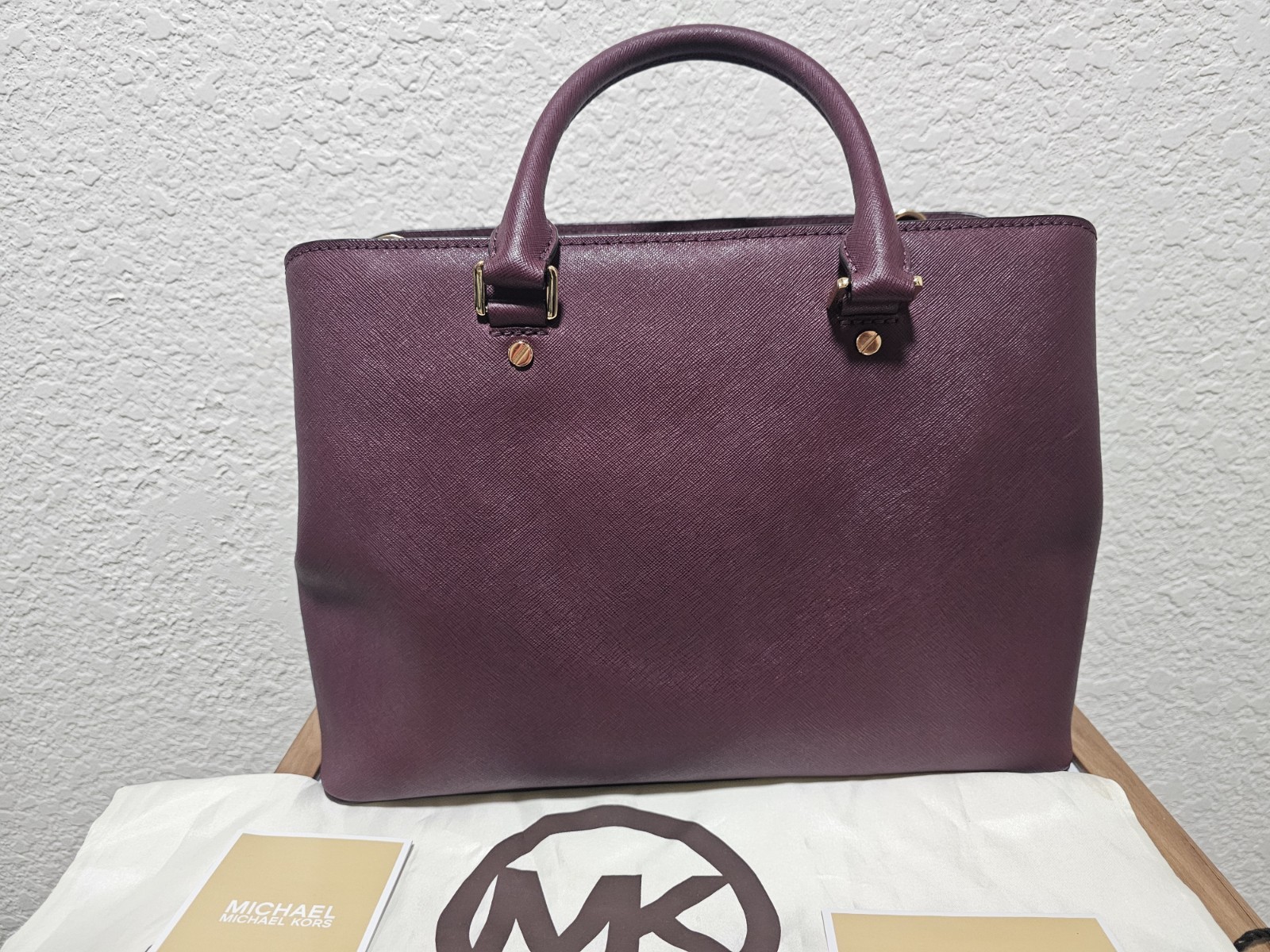 Michael Kors Savannah Saffiano Leather Bag with wallet & dust bag Burgundy Wine