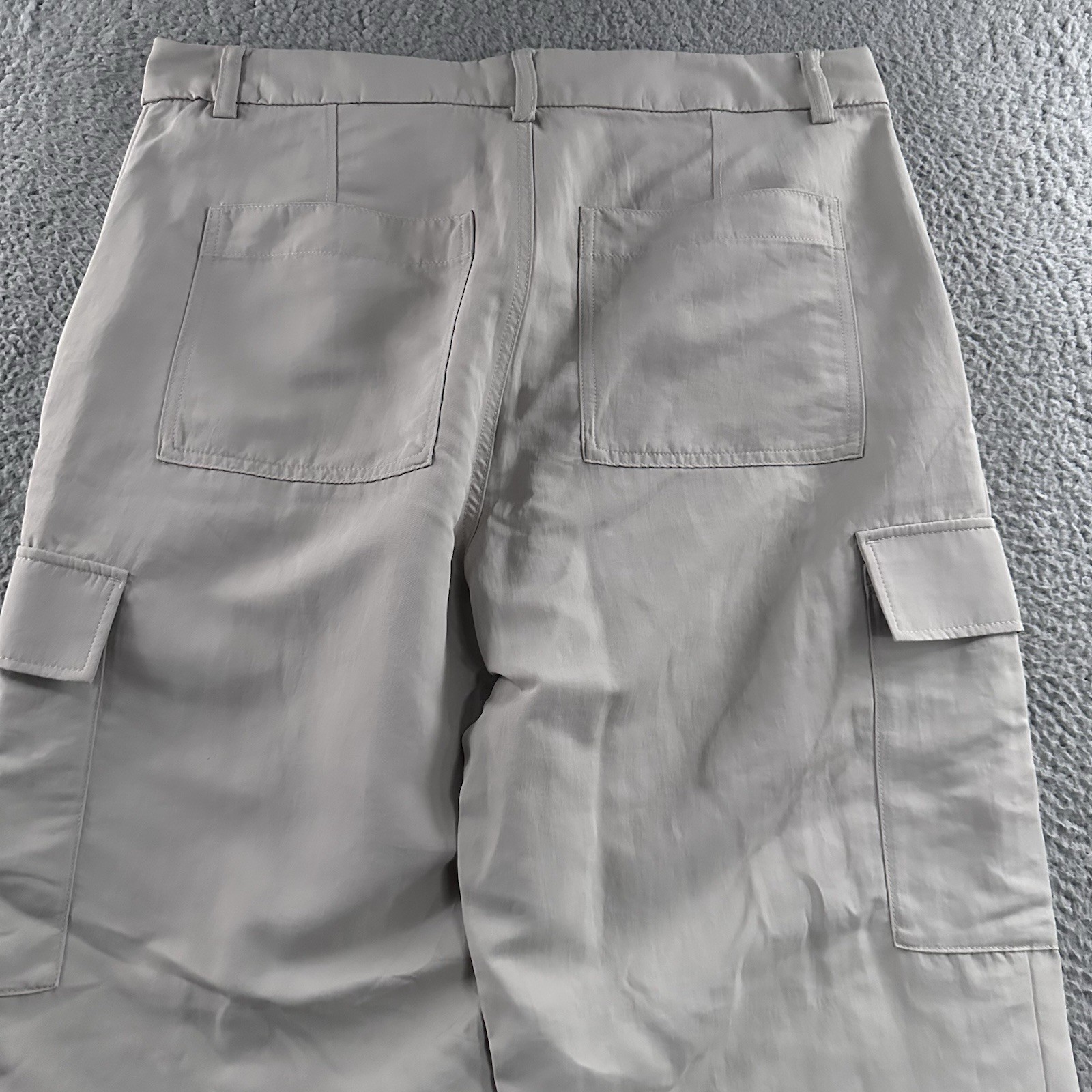H&M Divided Womens Pants Beige Size 14 Parachute Pant Cargo 100% Polyamide