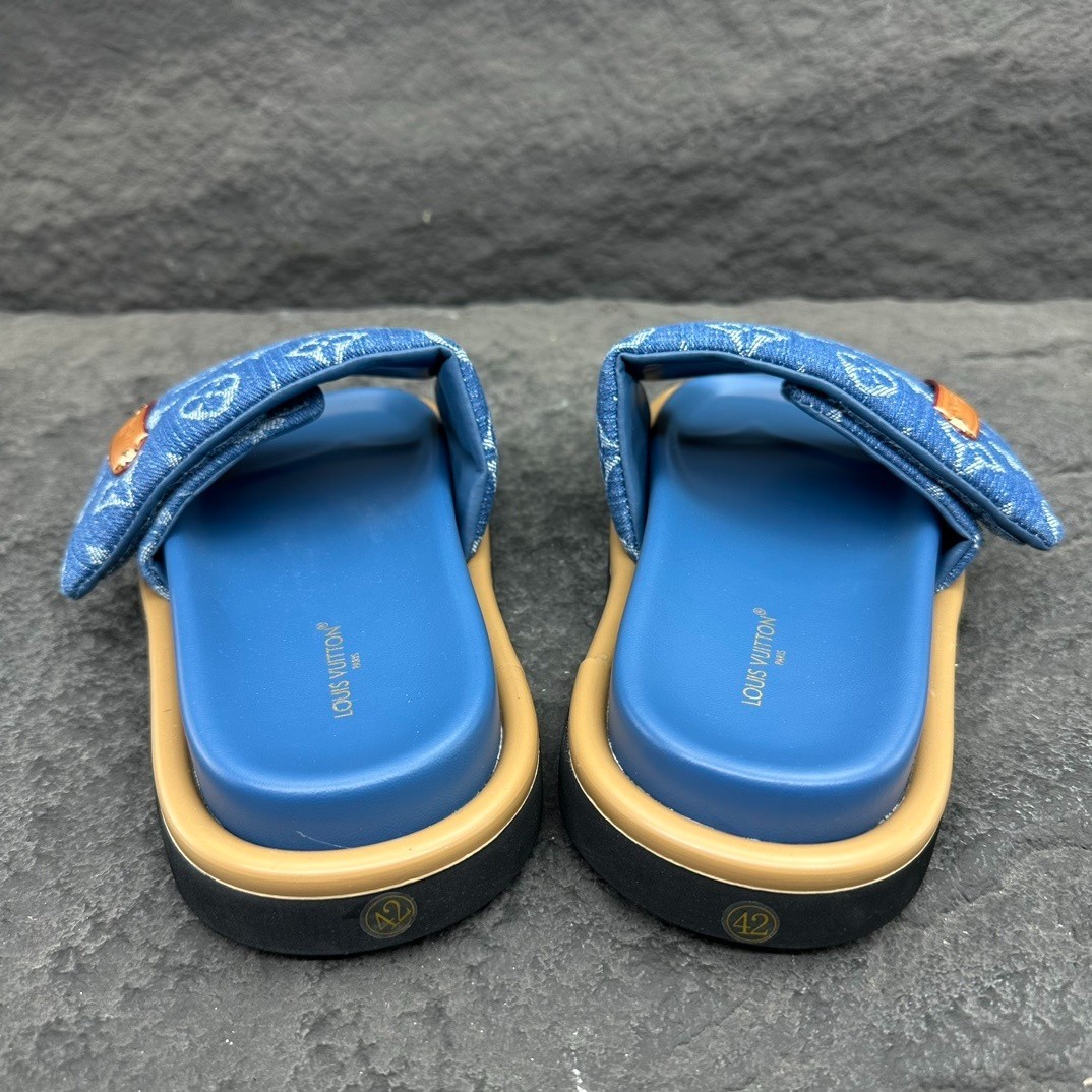 New Louis Vuitton POOL PILLOW COMFORT men’s flat sandals with box included