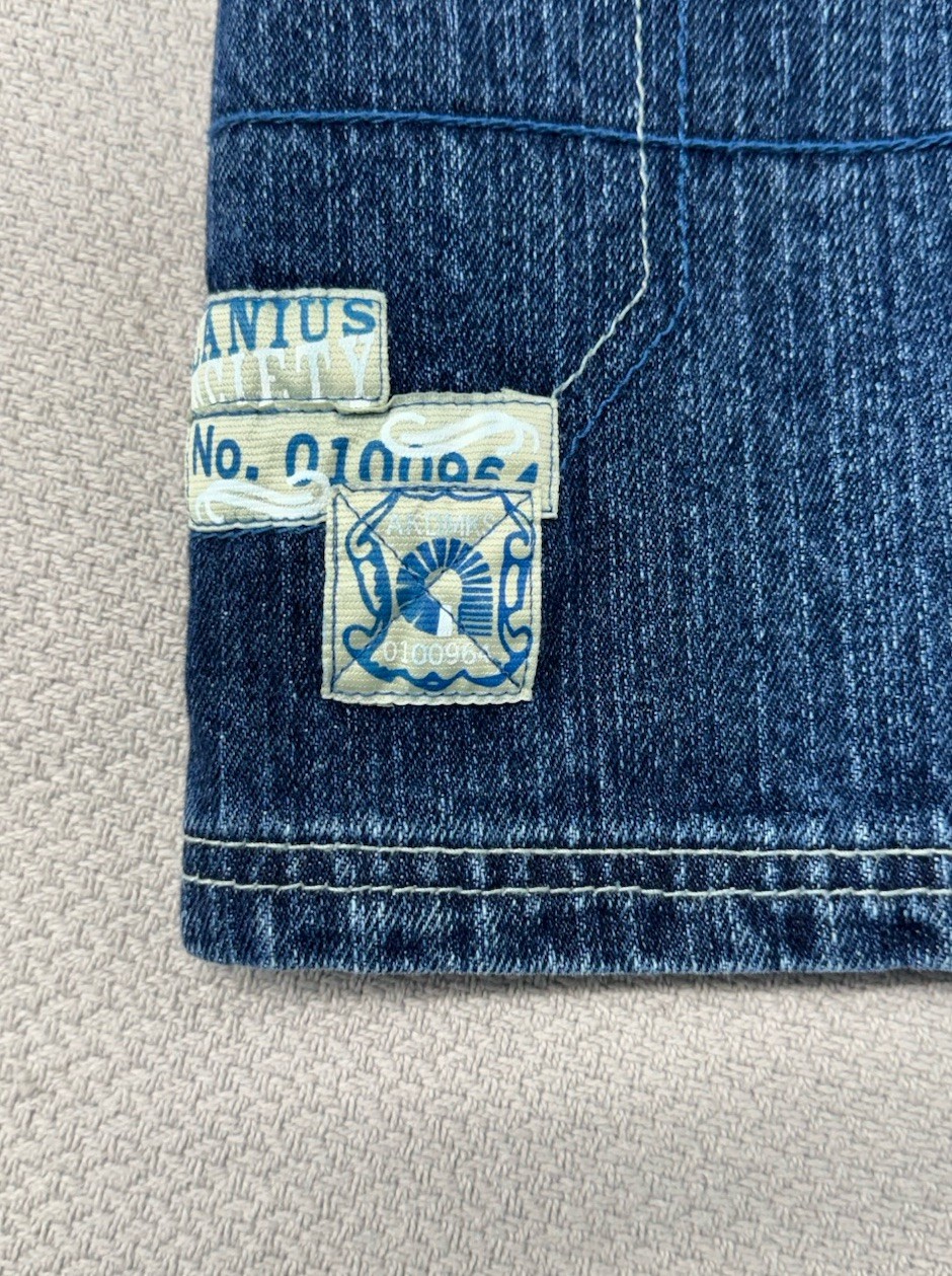 Vintage Y2K Akademiks Embroidered Denim Shorts Youth Boys Size 5 Blue Baggy