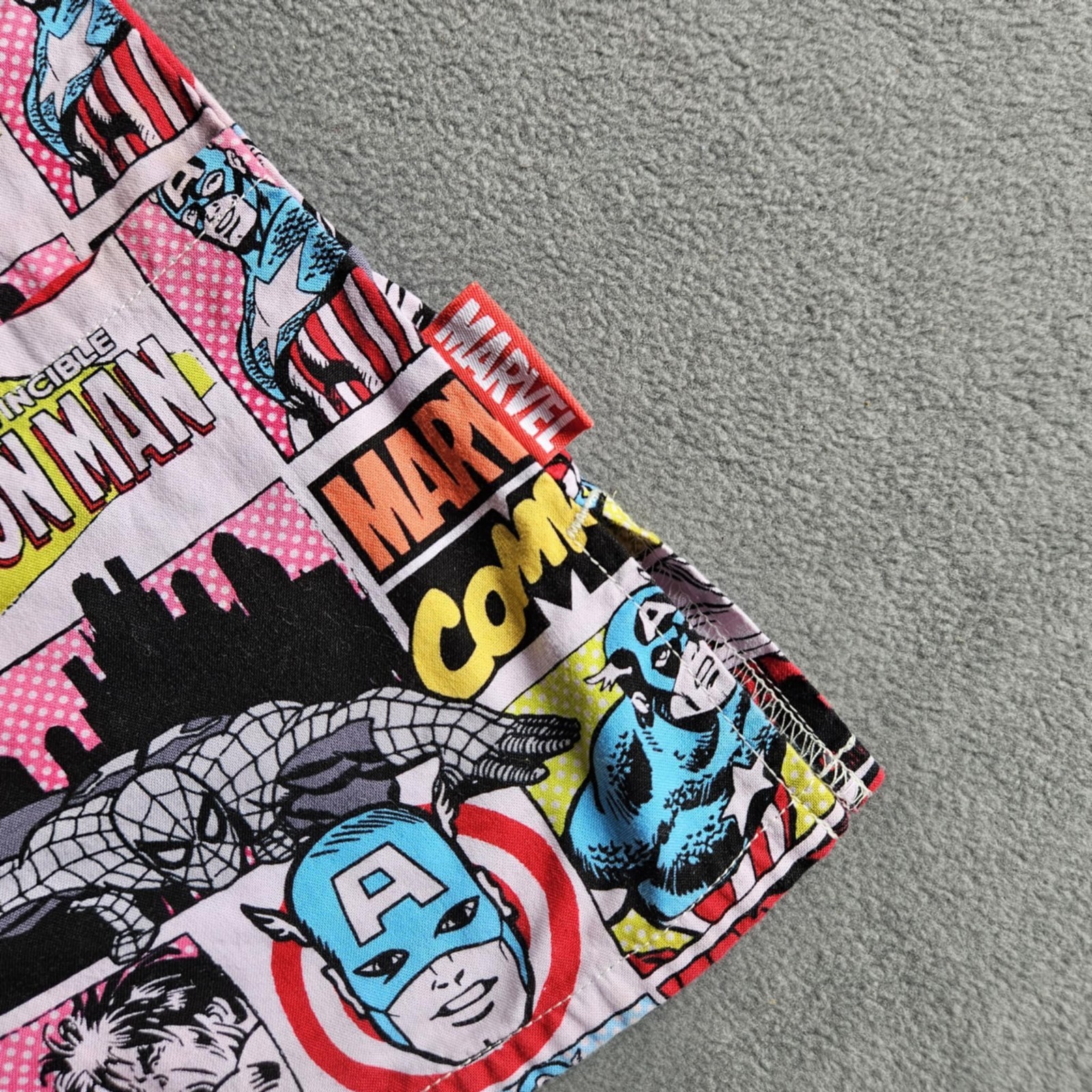 Marvel Universe Shirt XS Multicolor Unisex Top Short Sleeve V Neck