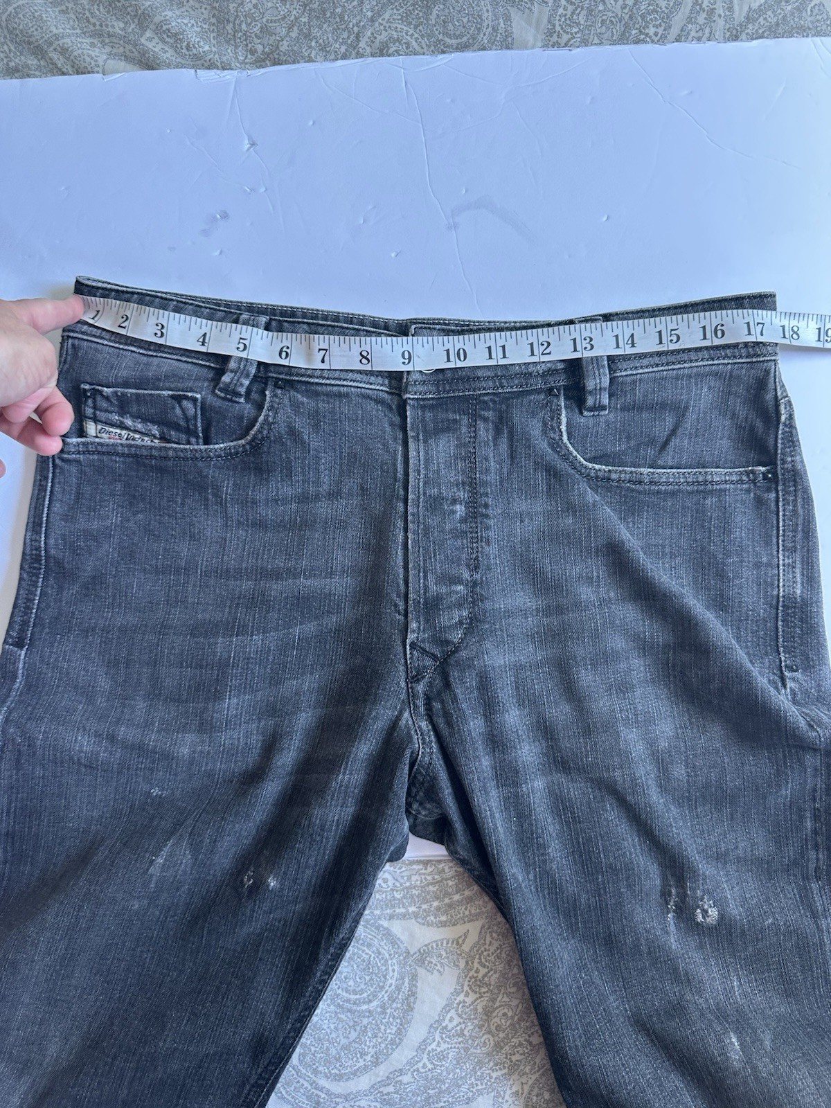 DIESEL Men’s Gray/Black Heeven Button Fly Distressed Denim Jeans- Size 33×34