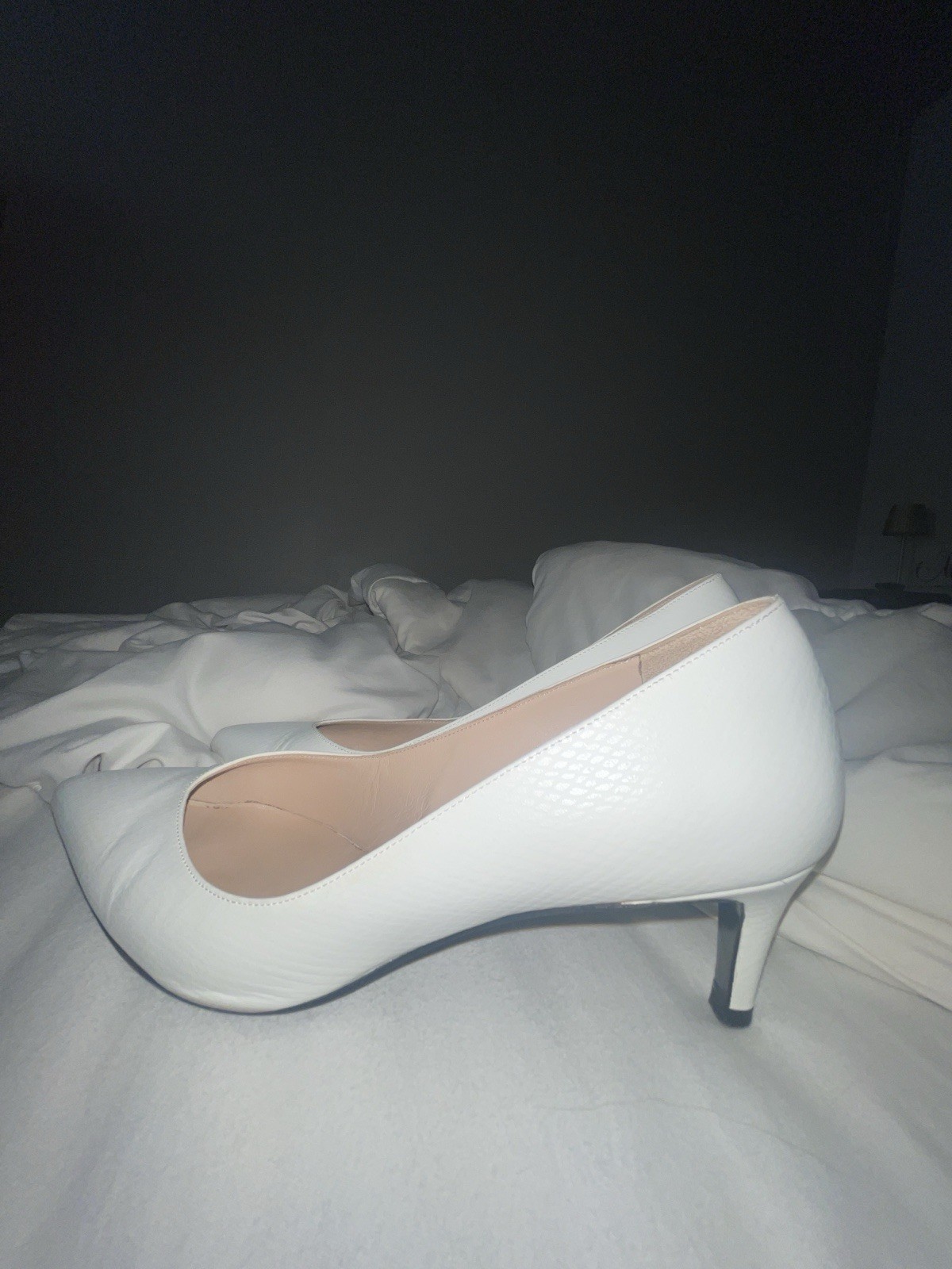 Weekend MaxMara White Leather Pointed Toe Pumps Kitten Heel EU 38 US 7.5