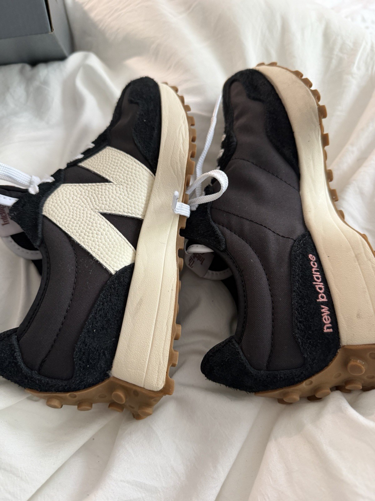 Woman’s Black New Balance 327 Size 6.5