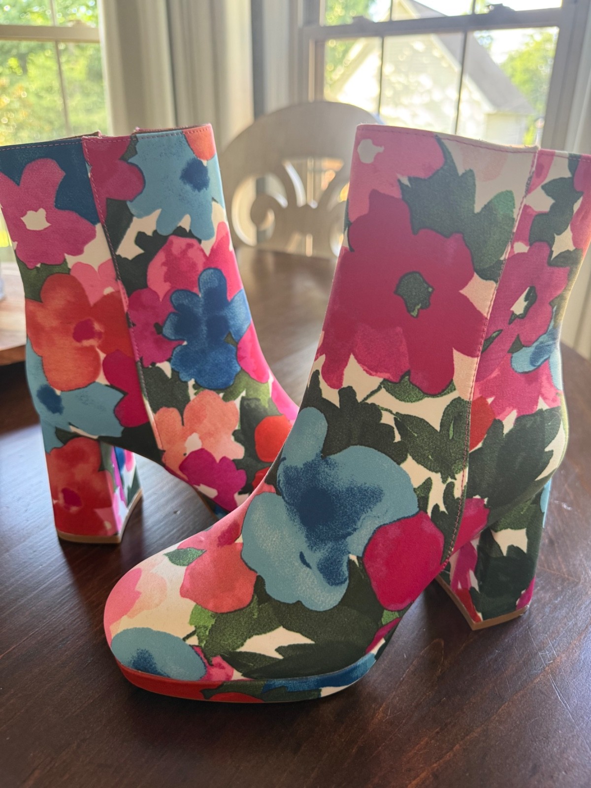 Hey Girl by Corkys Chunky Heel Ankle Boots Slug Bug Flowers Floral Print Size 8