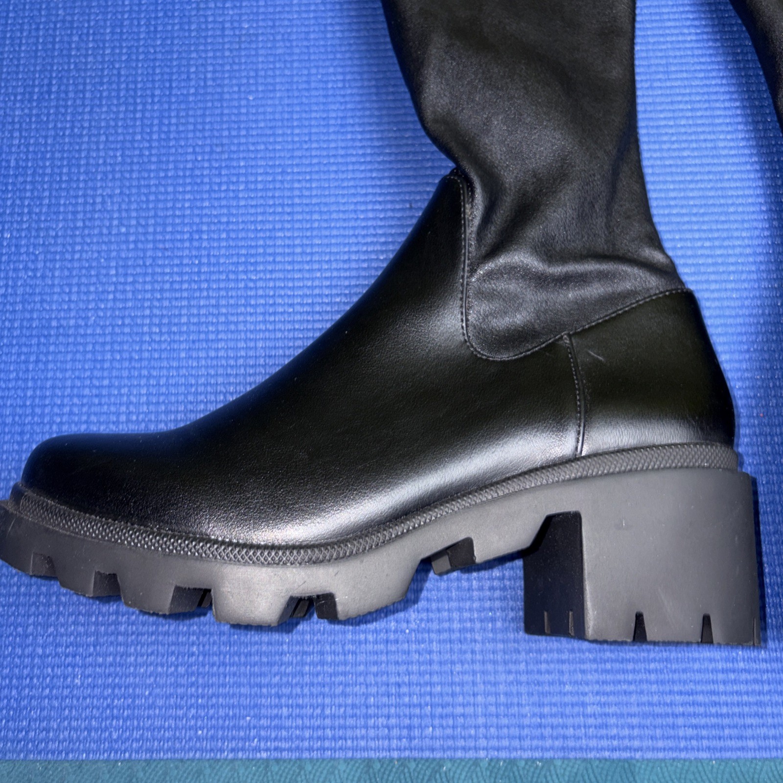 Steve Madden Women’s Aberdeen Lug Sole Platform Knee High Tall Boot Size 9M