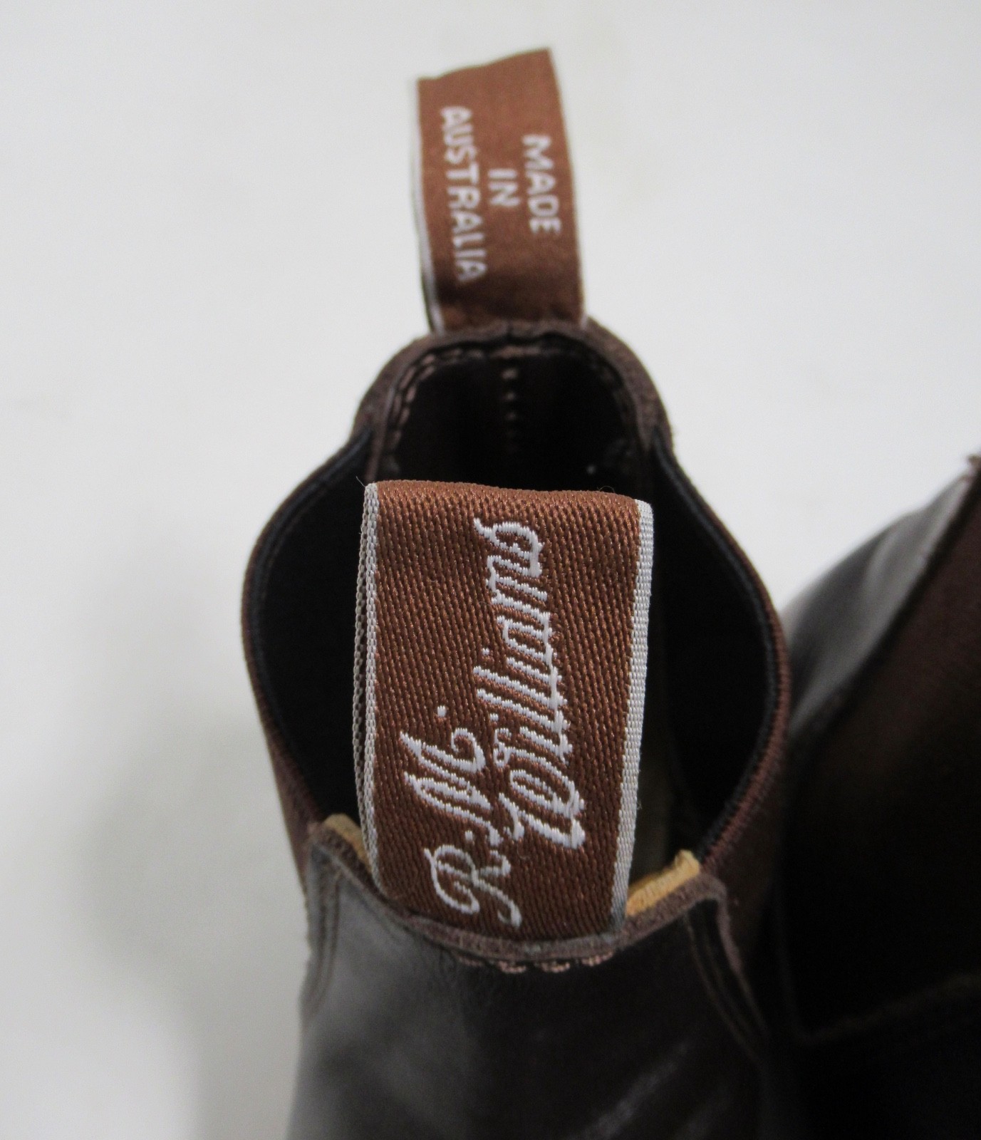 R.M. Williams Men’s Comfort Craftsman Chelsea Boot Chestnut 6 US / 5 UK / 38 EU