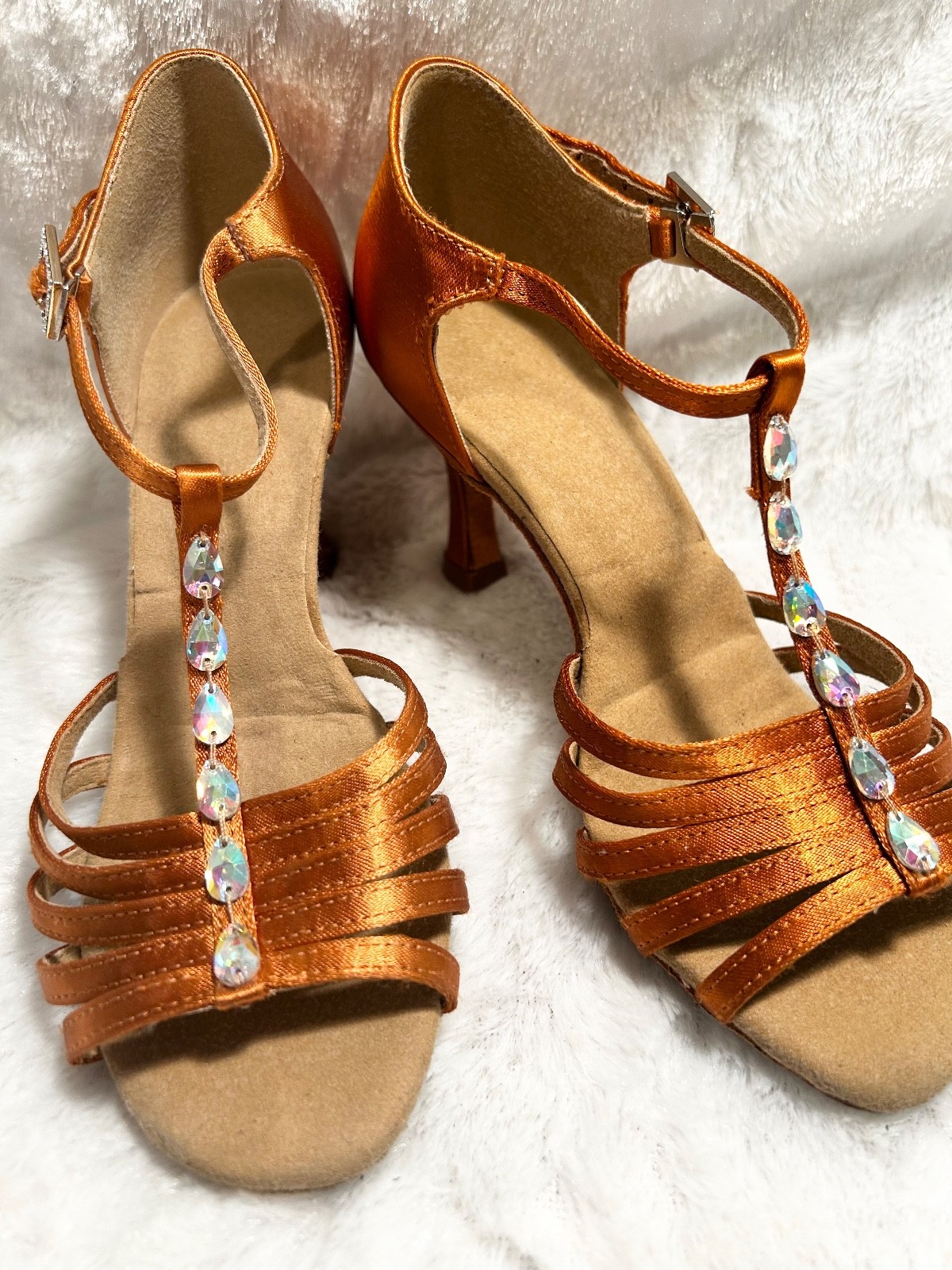 WOMENS DANCE SHOES OPEN TOE, HEELS, COPPER WITH RHINESTONES, SIZE 5.5 NO BRAND