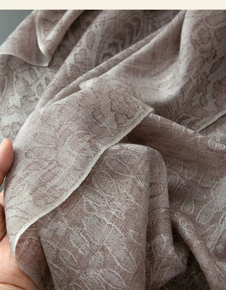 200-count Water-Soluble Wool Double-sided Cashew Jacquard 90x200cm Scarf