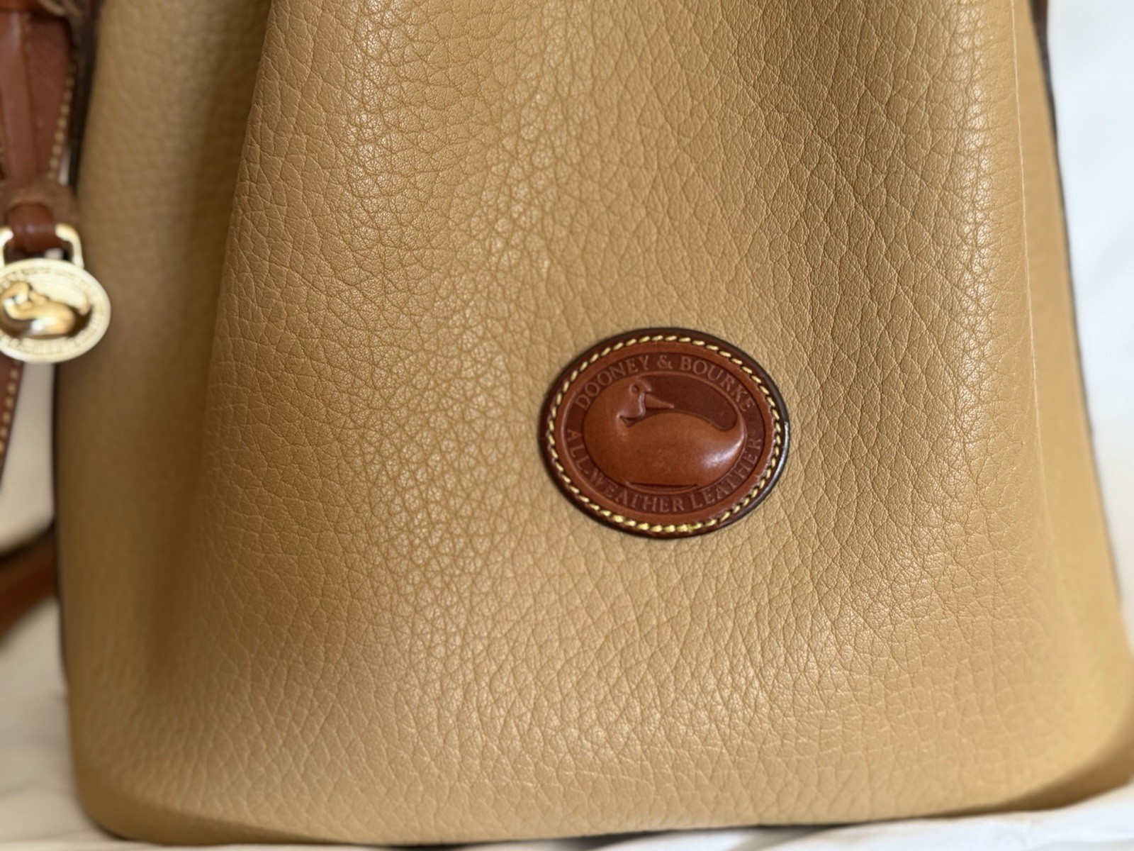 Dooney Bourke Vintage Taupe Brown Drawstring Bucket Shoulder Bag All Leather