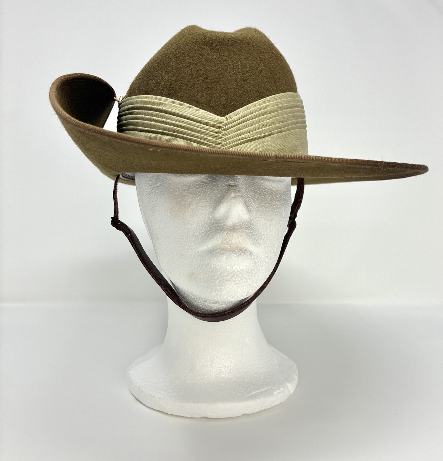 VTG Australian Army Slouch Hat 54 Khaki Fur Felt 6 3/4 Mountcastle S/XS EUC