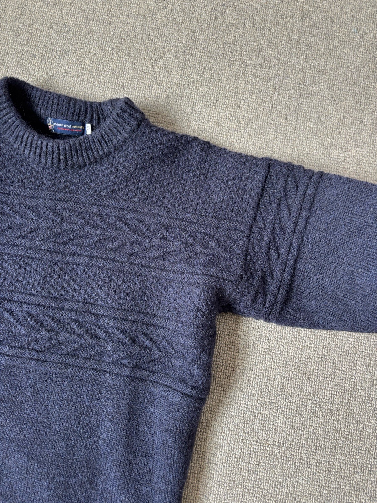 Traditional Guernsey British Wool Naturally Fisherman Jumper Navy Gansey M
