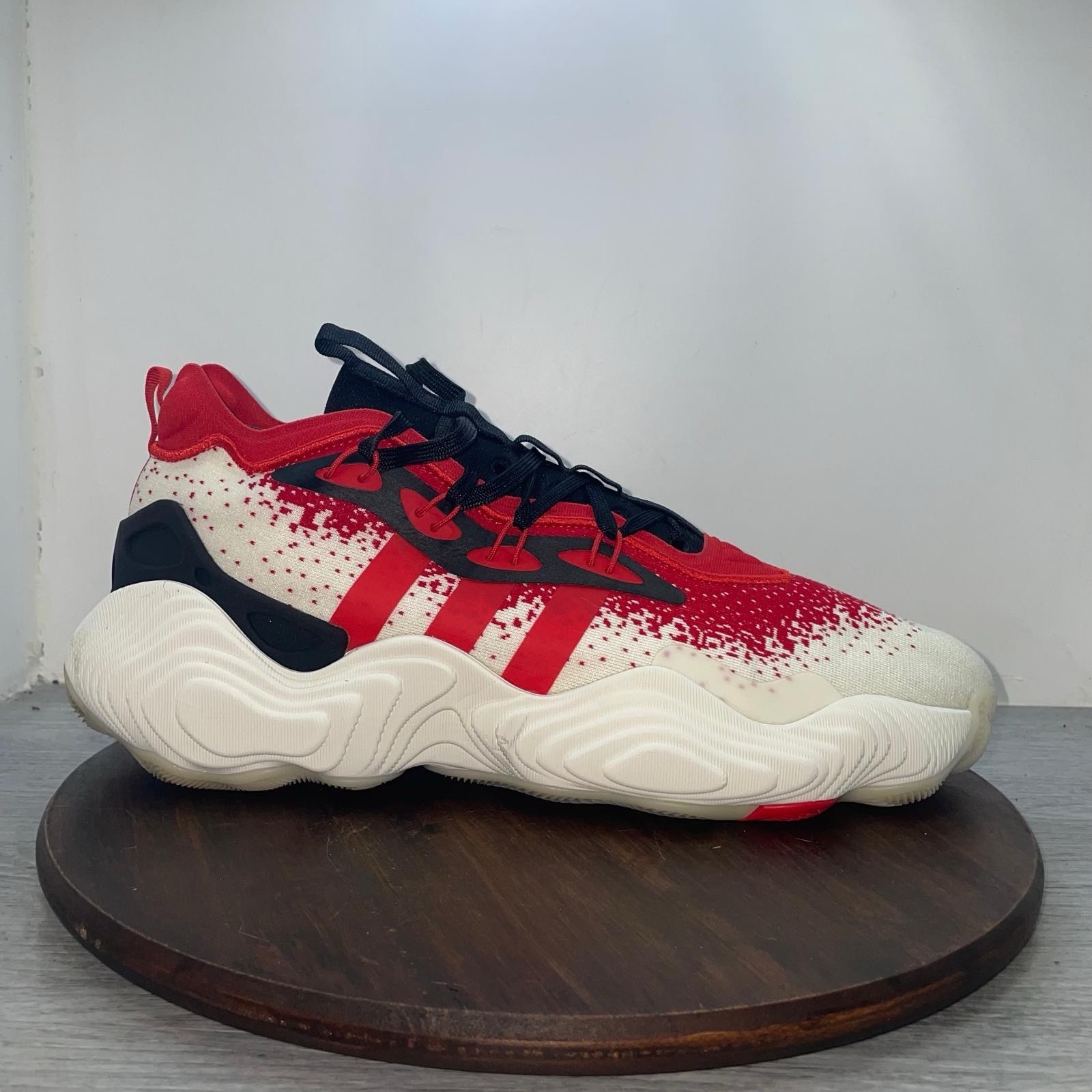 Adidas Trae Young 3 Basketball Shoes Sneakers White Red Men’s Size 13.5 Comfort