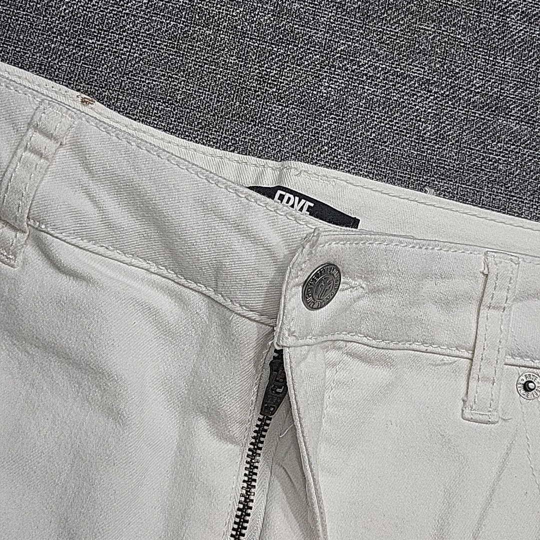 Frye Womens Jeans Size 16/34 Off White Button Zip Fly High Rise Jeans w Pockets