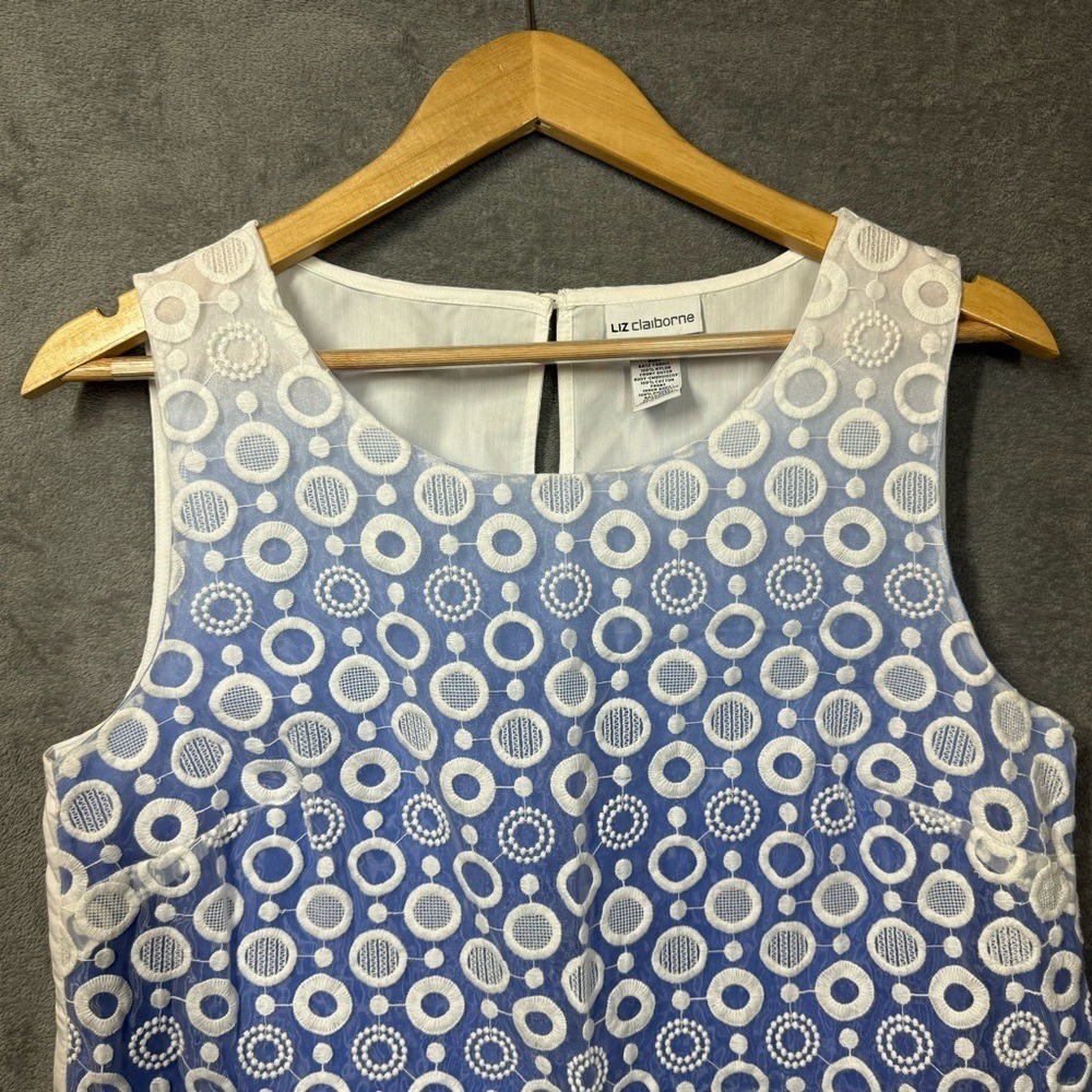 Liz Claiborne Top Medium Sleeveless Ombre Geometric Sleeveless Scalloped Trim