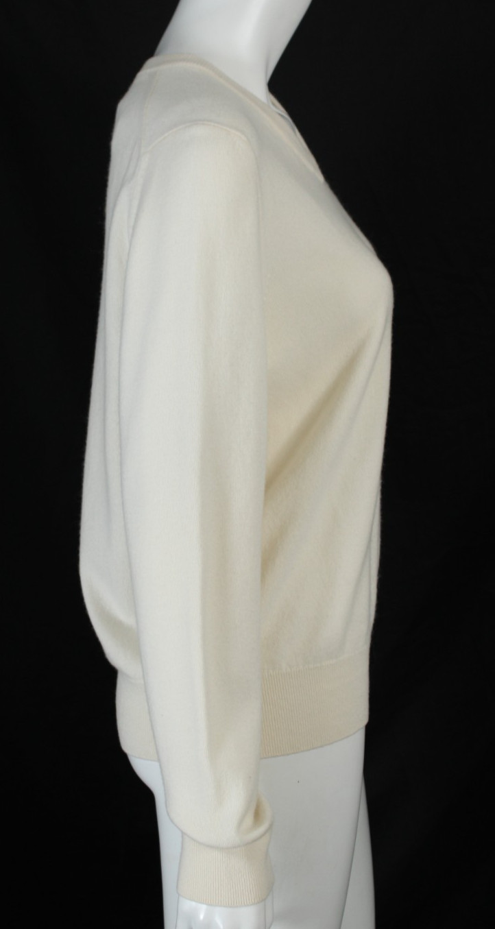 THE ROW Cream White Cashmere Knit V-Neck Pullover Sweater M