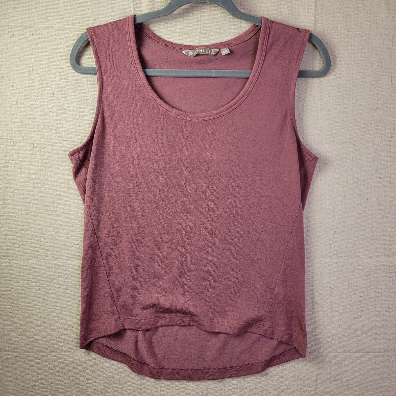 Athleta Tank Top Womens Sz XS Mauve Sleeveless Crew Neck Athletic Workout