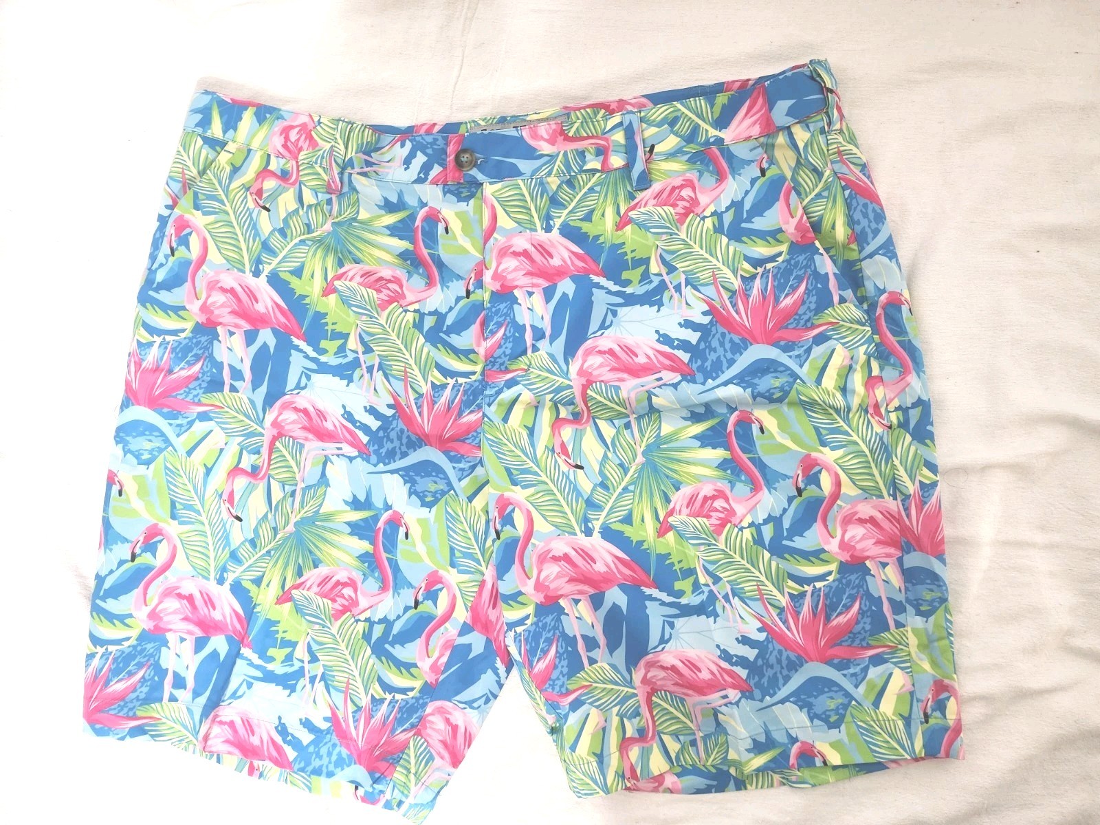 Loudmouth Golf Men’s Flamingo Print Shorts Waist 42 Inseam 9″