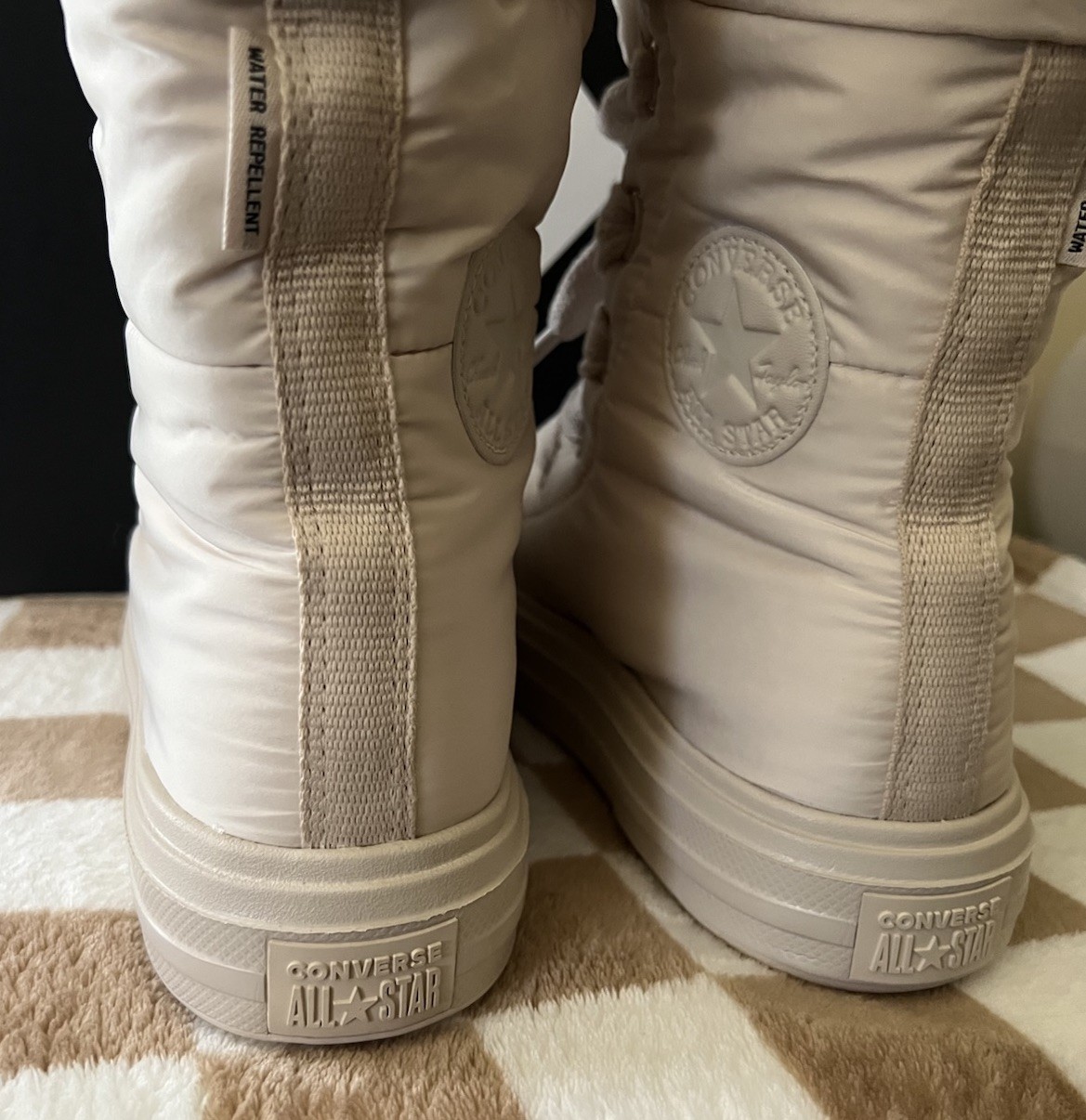 Converse CTAS Elements Boots X Hi Light Dune/Ivory A14273C Women’s Size 8 BNIB