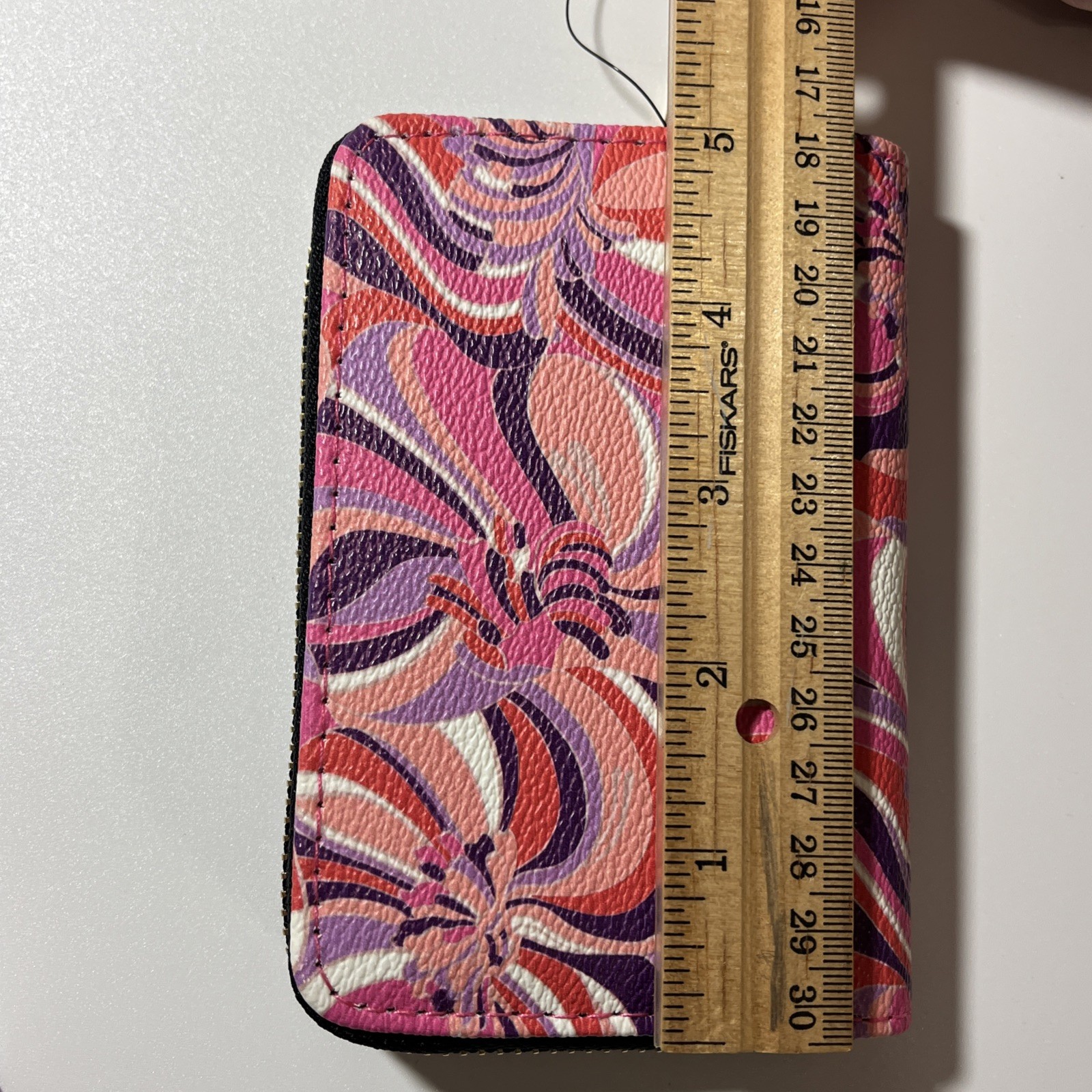 Trina Turk Small Zip Around Wallet Sea Anemone New With Gift Box Vegan Leather