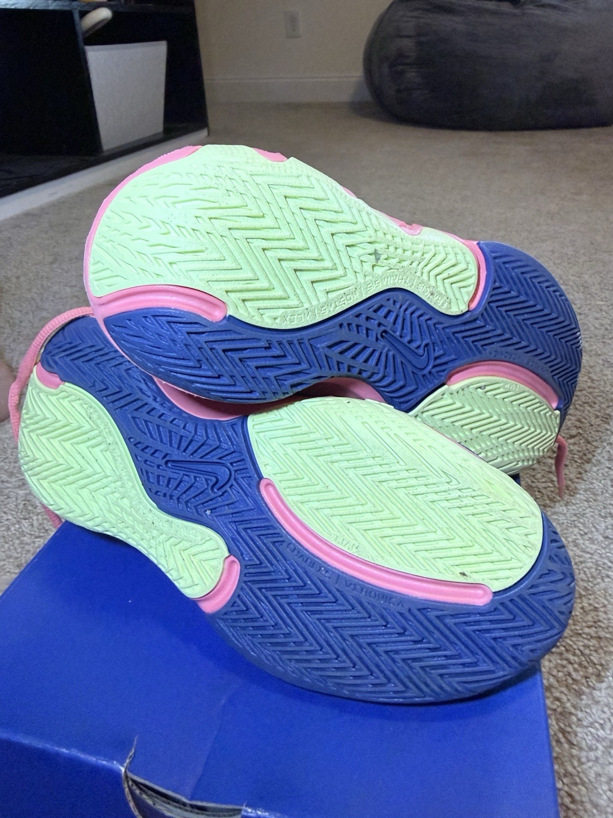 EUC Nike Giannis Immortality 2 GS Size 4Y Pink Gaze/Celestine Blue