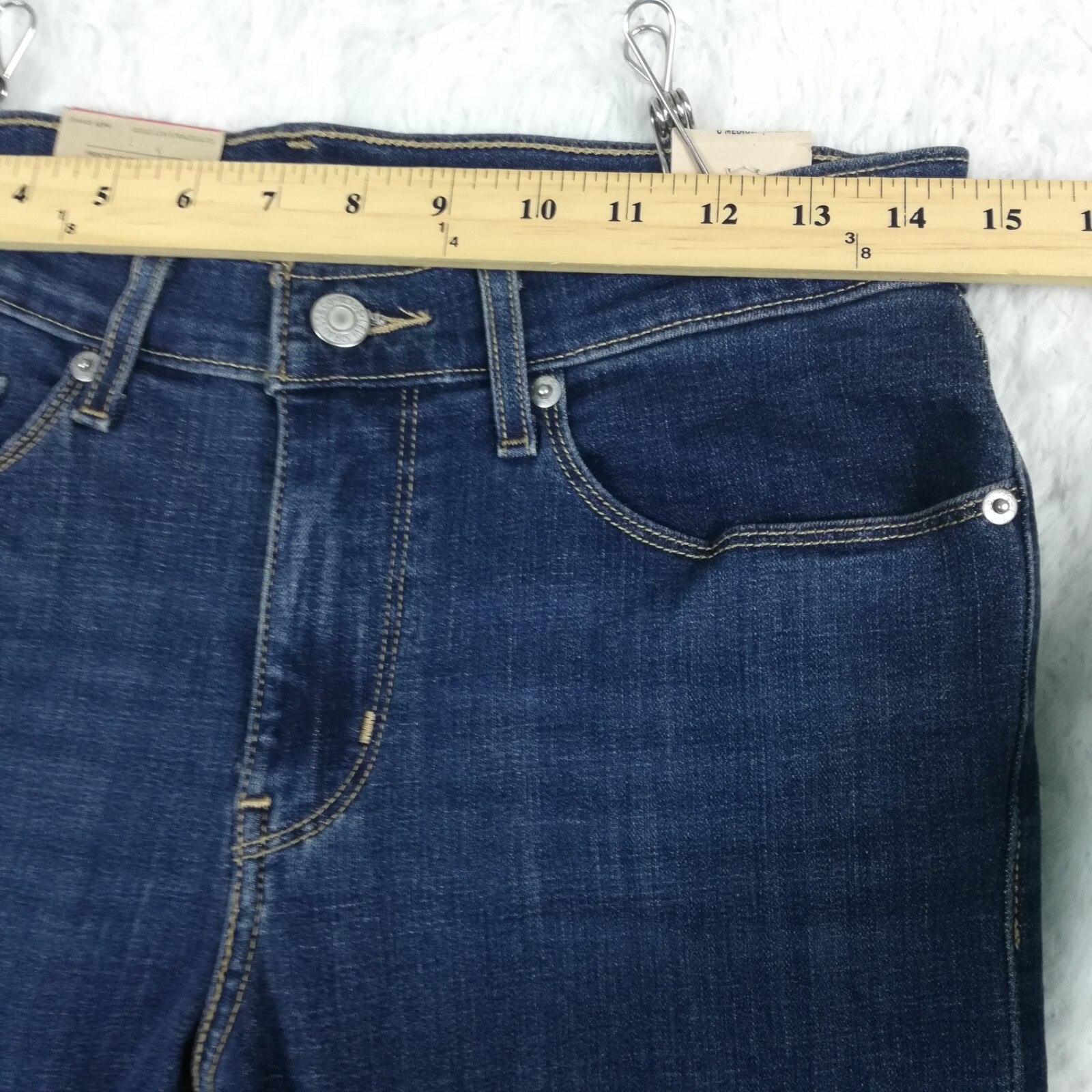 Levi’s Womens Jeans Classic Straight Leg Denim Blue Mid Rise Hypersoft 6